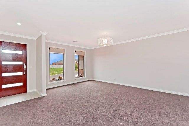 17 Adriana Crescent, Warrnambool, VIC 3280