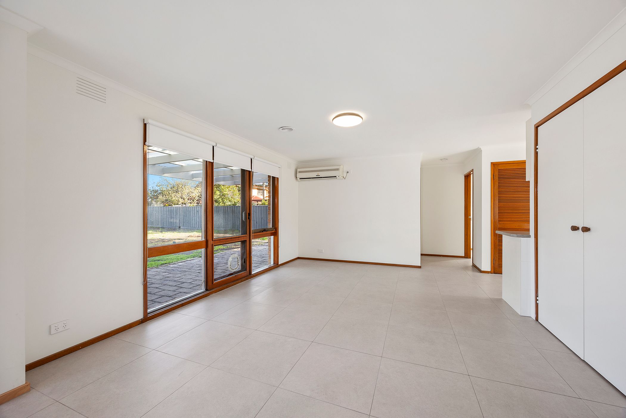 16 Boloka Court — photo 2 of 10