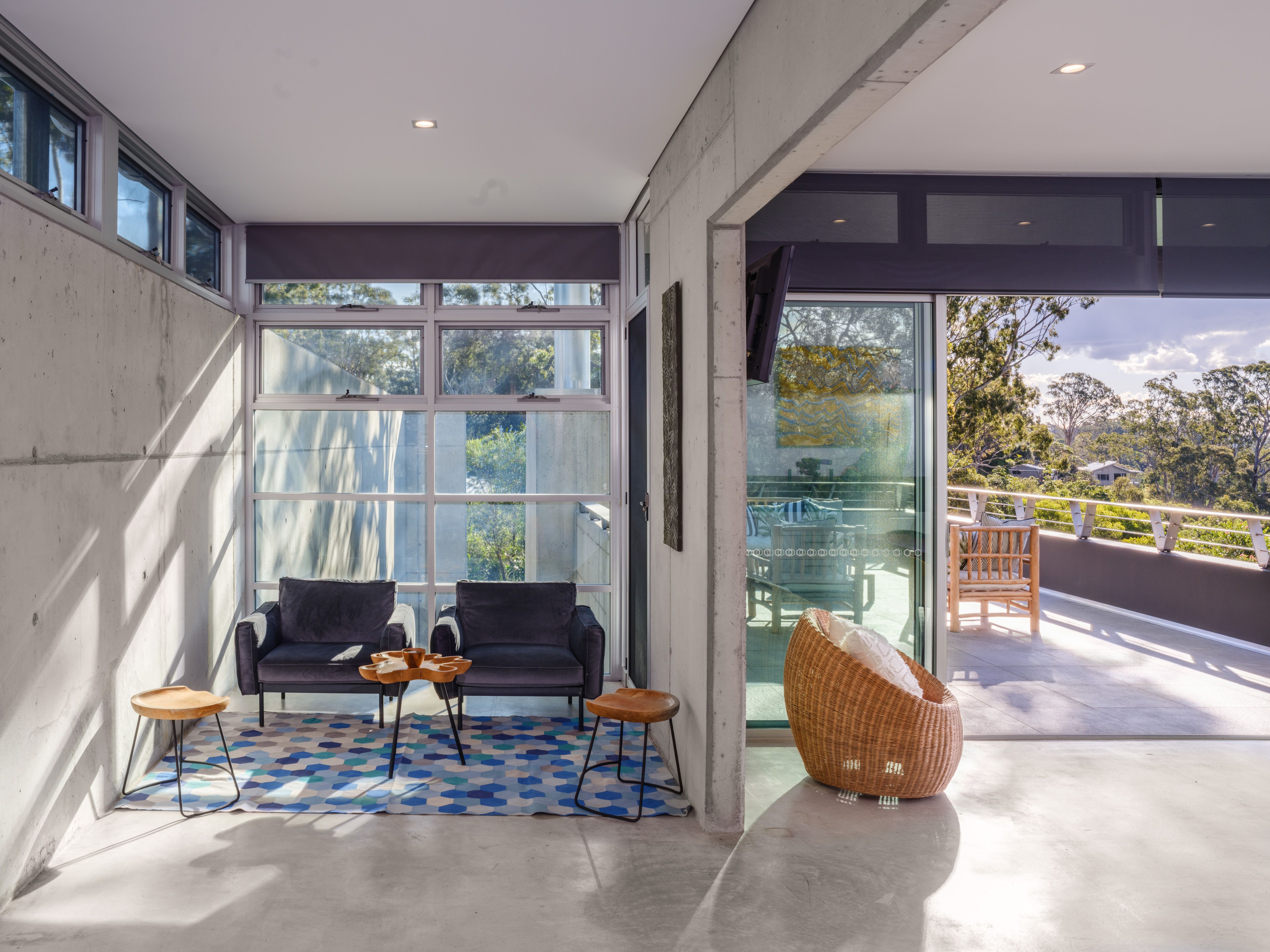 Architectural Masterpiece with Panoramic Glasshouse Mountain Views — photo 6 of 28