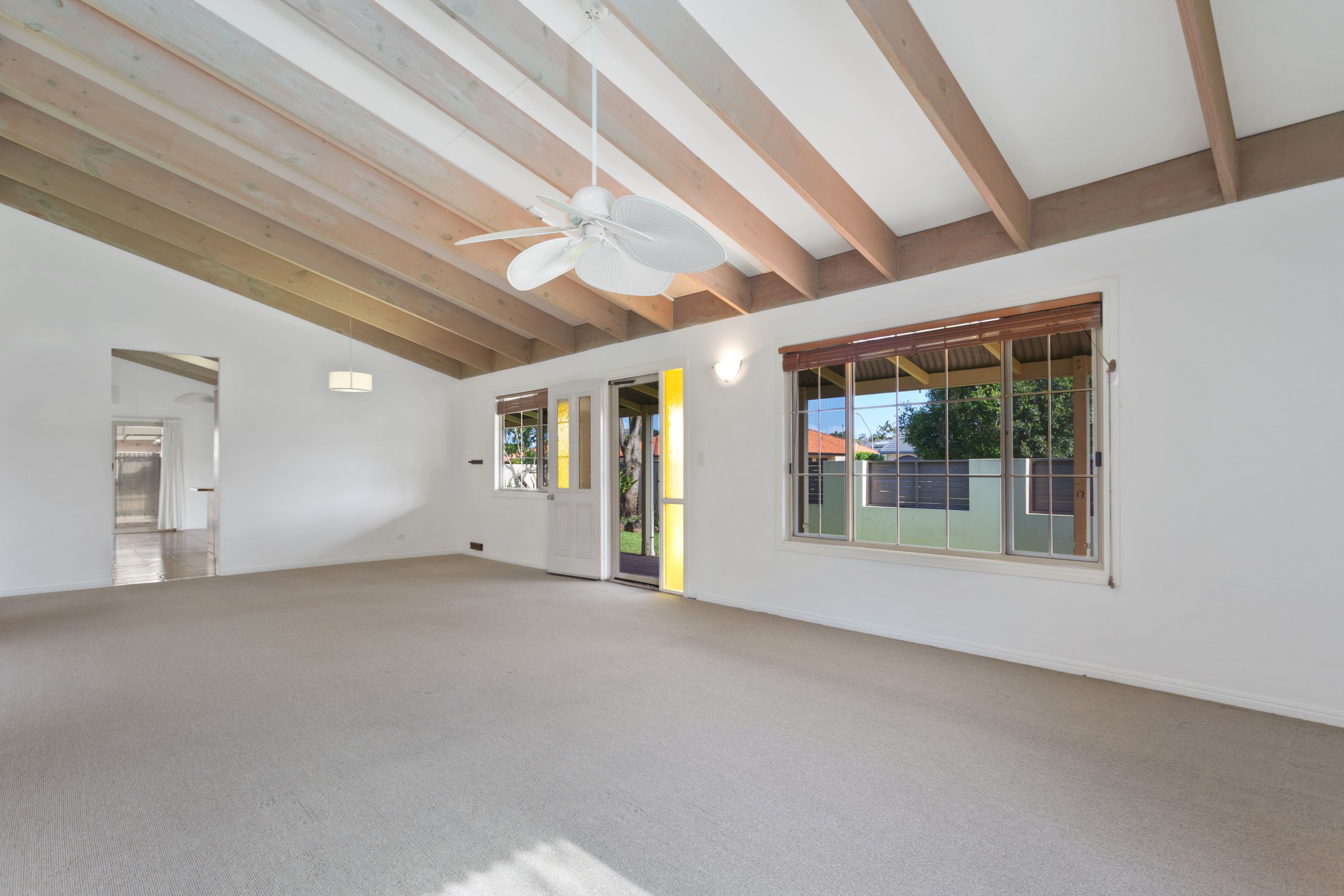 11 Mooloolah Drive, Minyama, QLD 4575