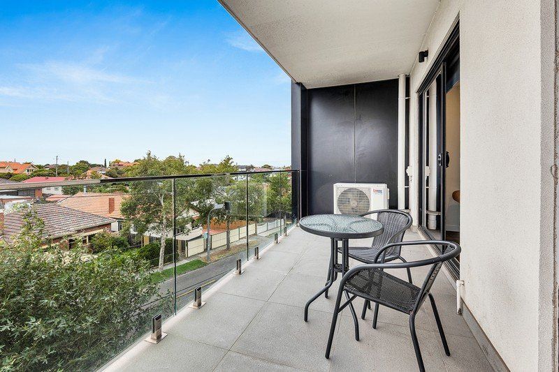 301/501-503 Plenty Road — photo 10 of 12