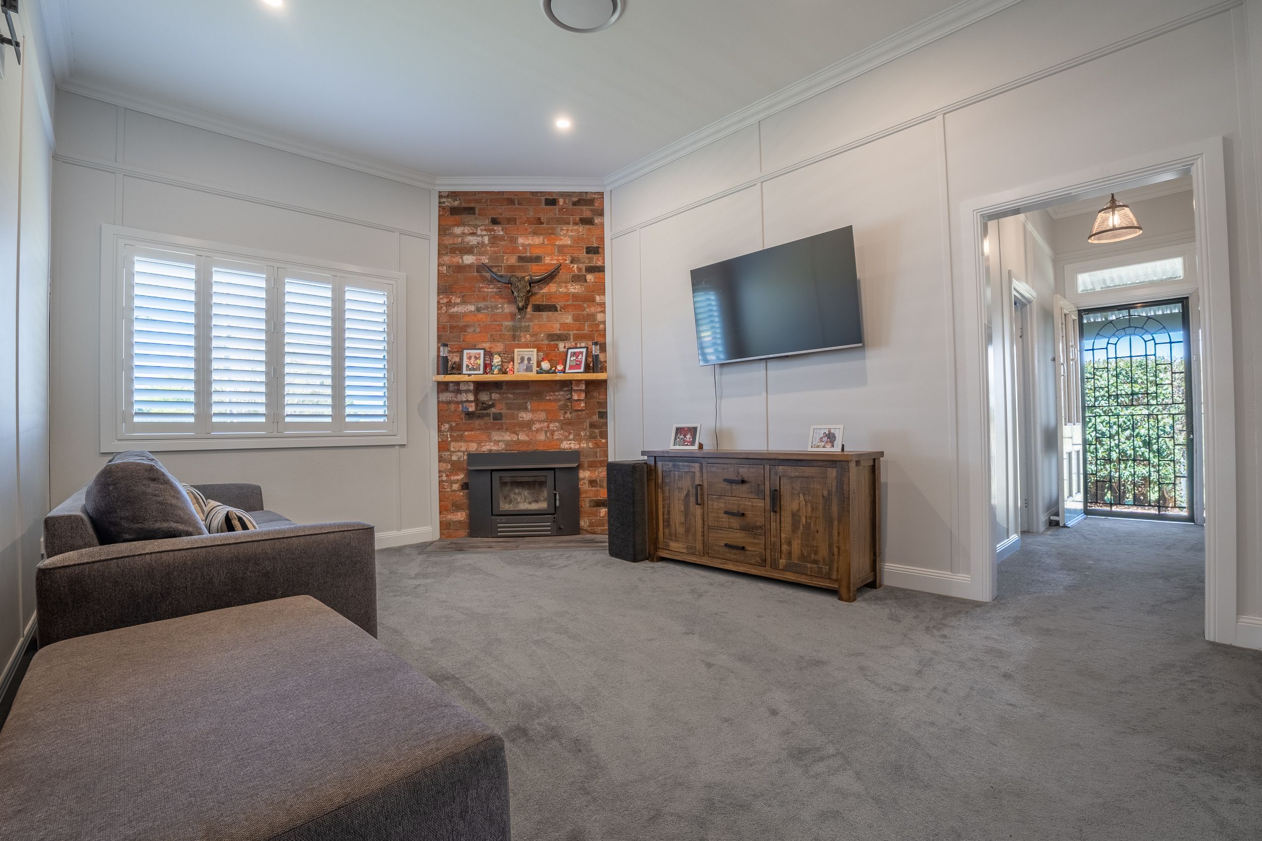 52 Railway Street — photo 3 of 20