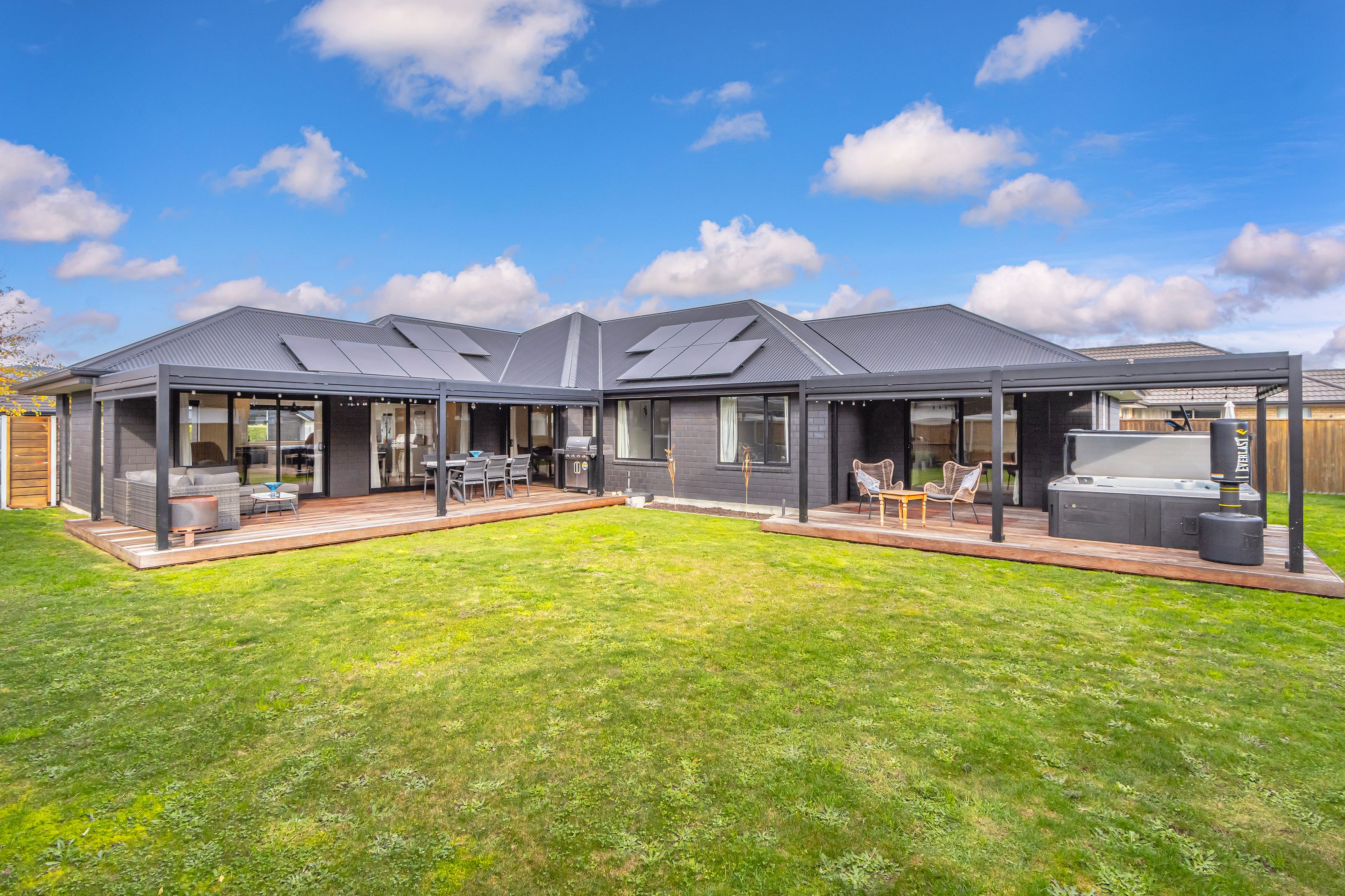 7 Bronco Drive, Aidanfield, Christchurch City