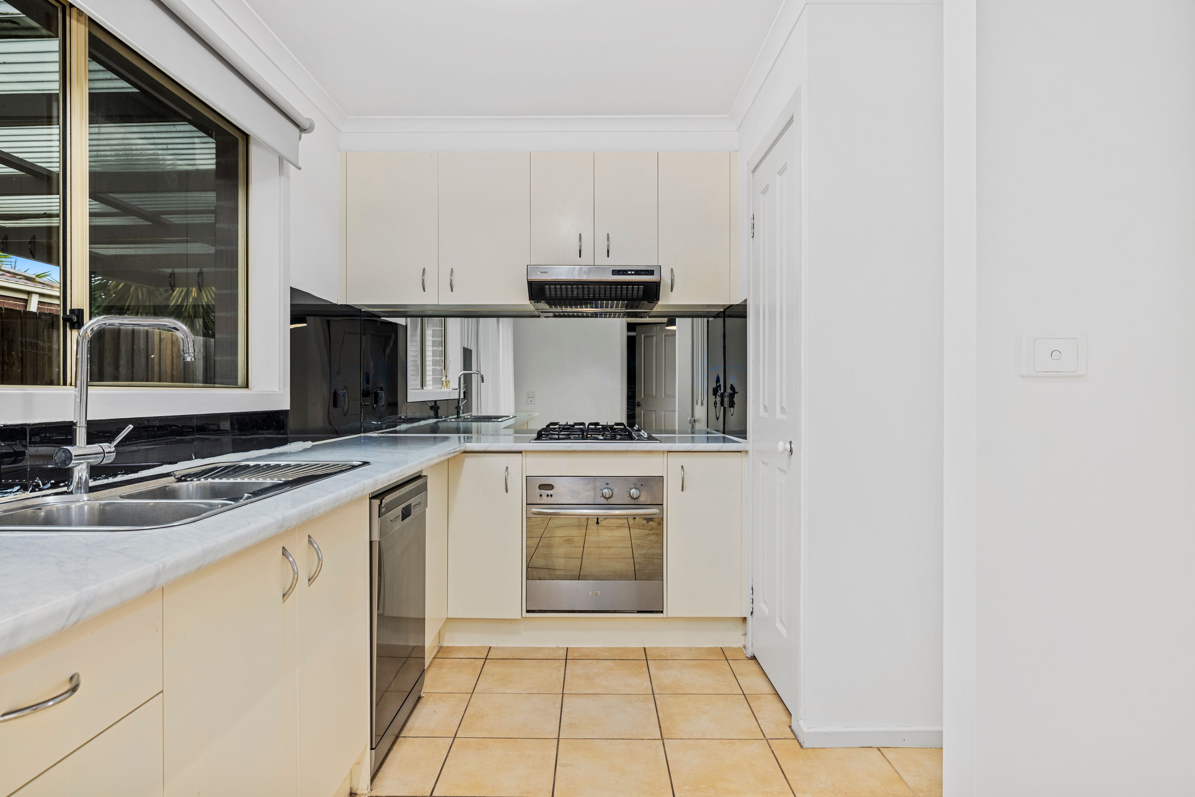 7 Calais Circuit, Cranbourne West, VIC 3977