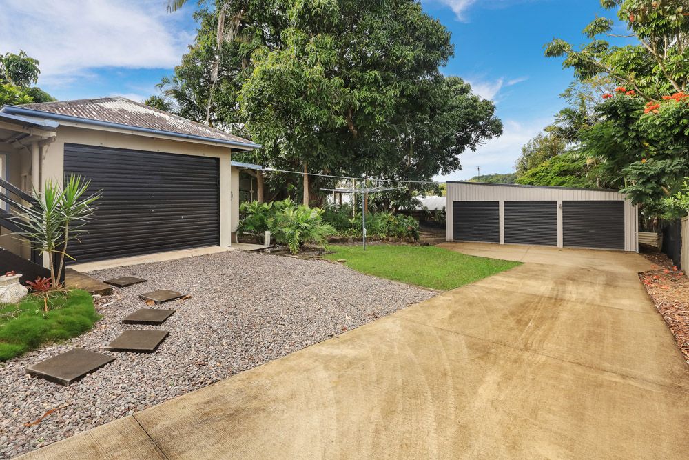 6 Oxleigh Crescent, Nambour QLD 4560