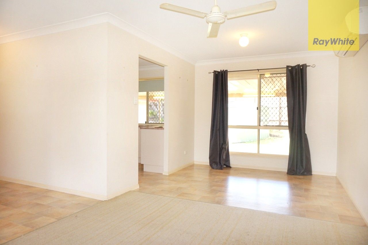 3 Zenith Court, Regents Park, QLD 4118