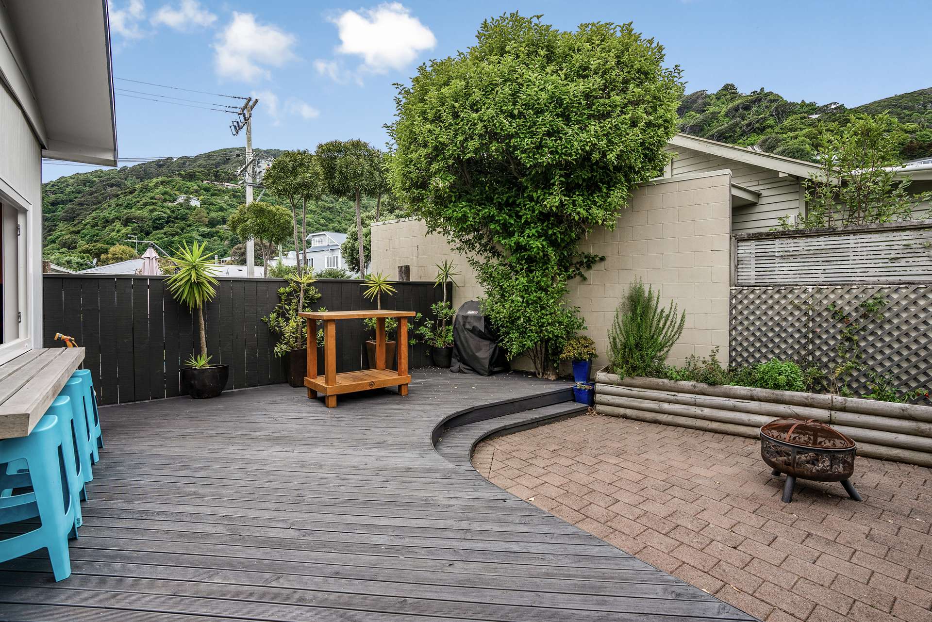 411 Muritai Road photo 18