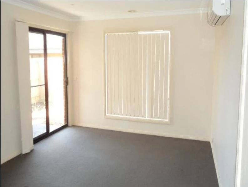 29 YELLOW GUM Way, MANOR LAKES, VIC 3024