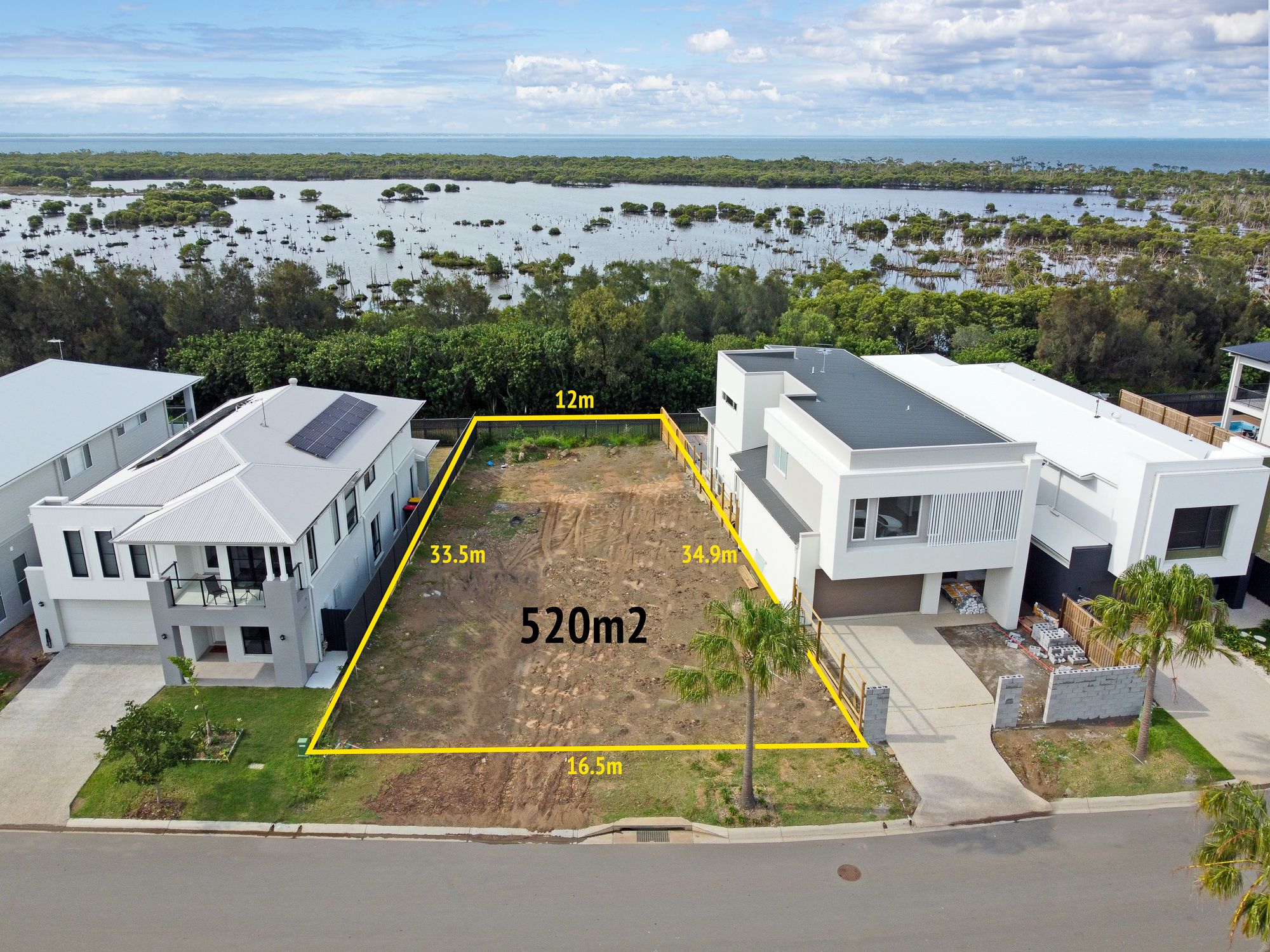 77 Coolum Parade, Newport QLD 4020
