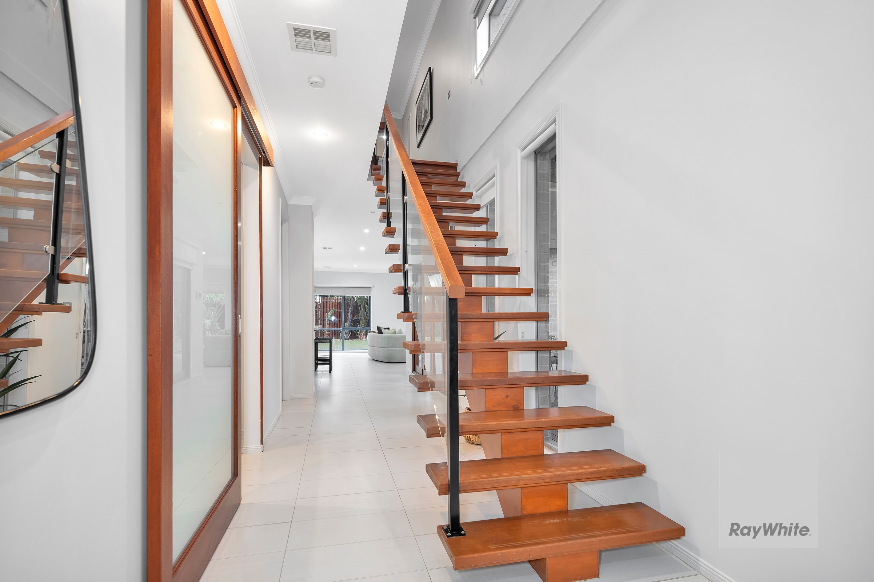 18 Pyrmont Terrace, Taylors Hill, VIC 3037