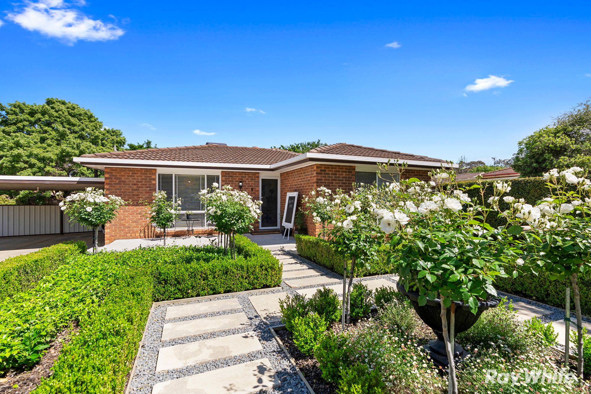 9 Atkins Place, Estella, NSW 2650