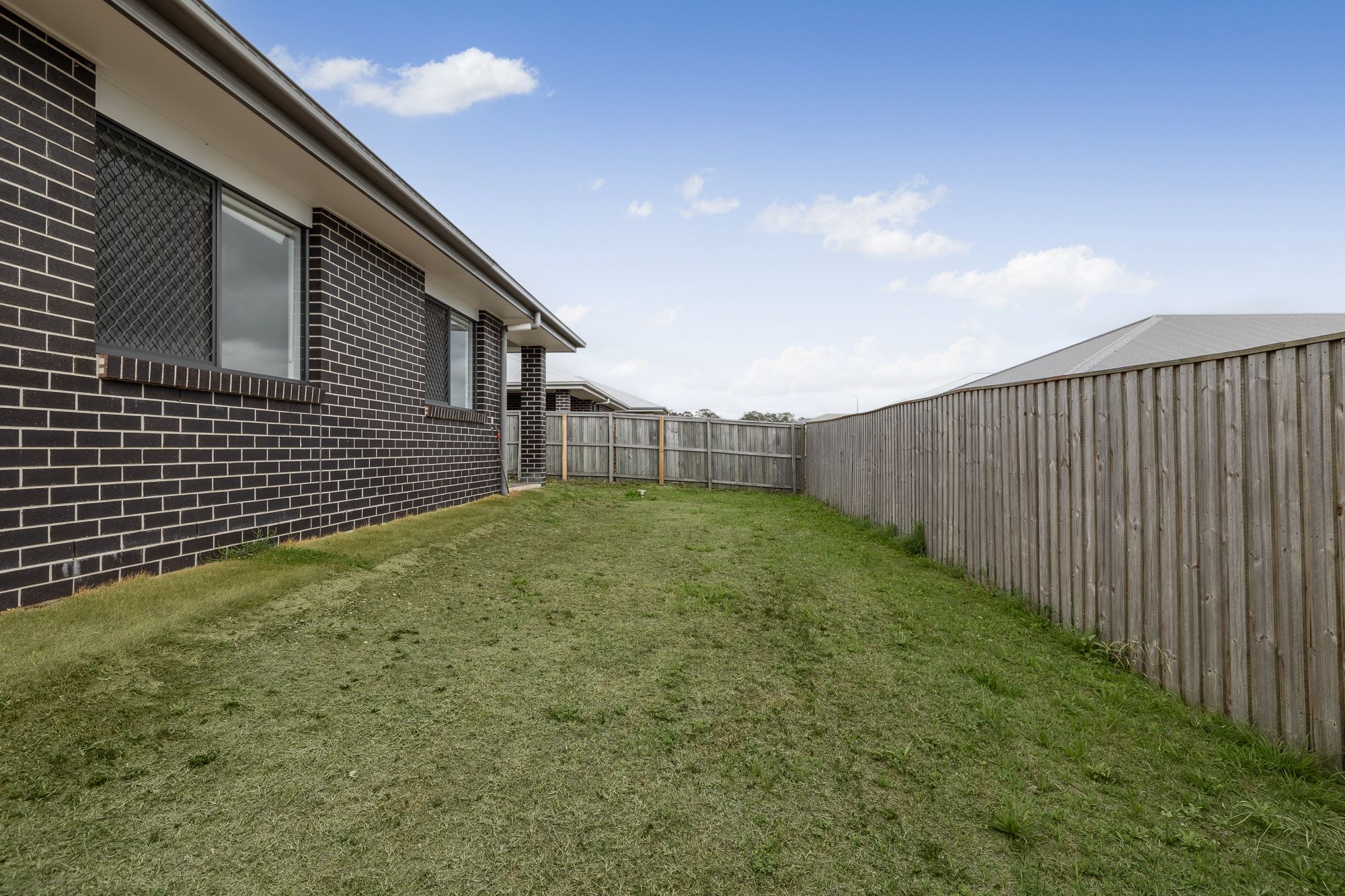 23 Tallowwood Boulevard — photo 12 of 12