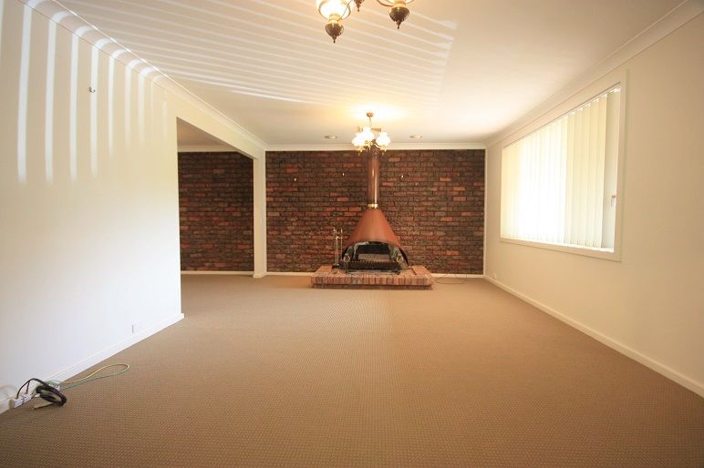 7 Elizabeth Street, Picton, NSW 2571
