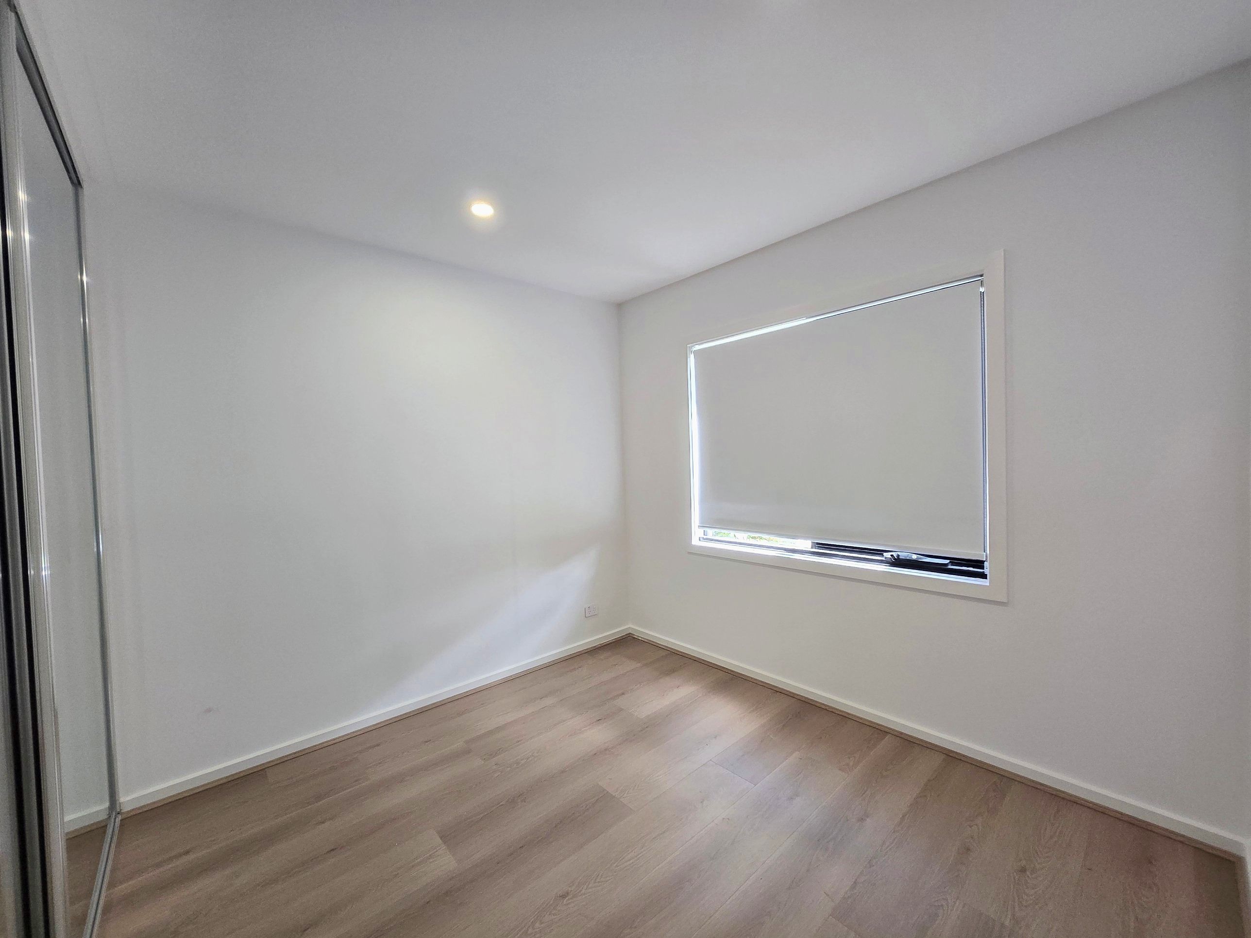 8B Falcon Street — photo 3 of 6