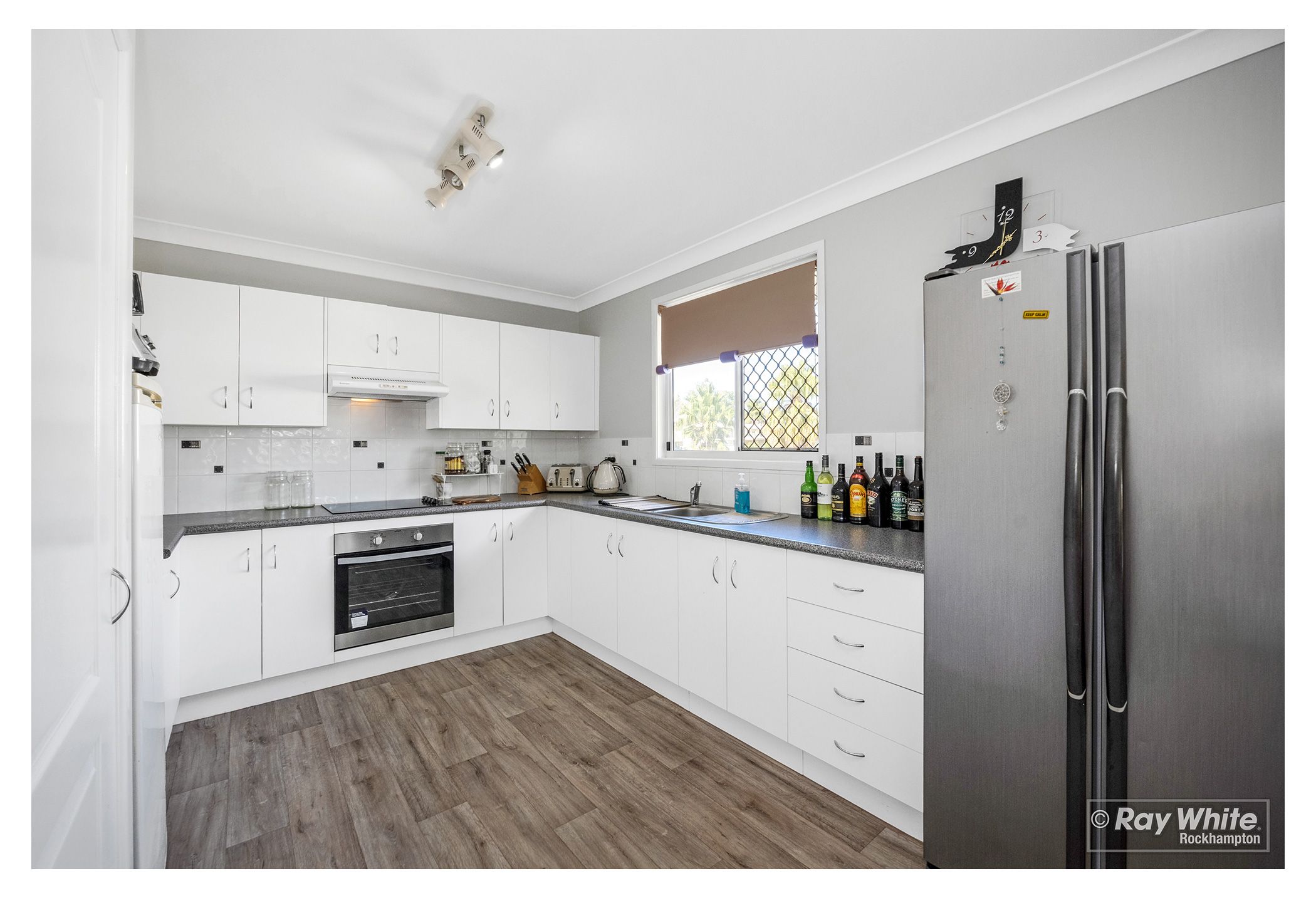16 Arlott Street, Gracemere, QLD 4702