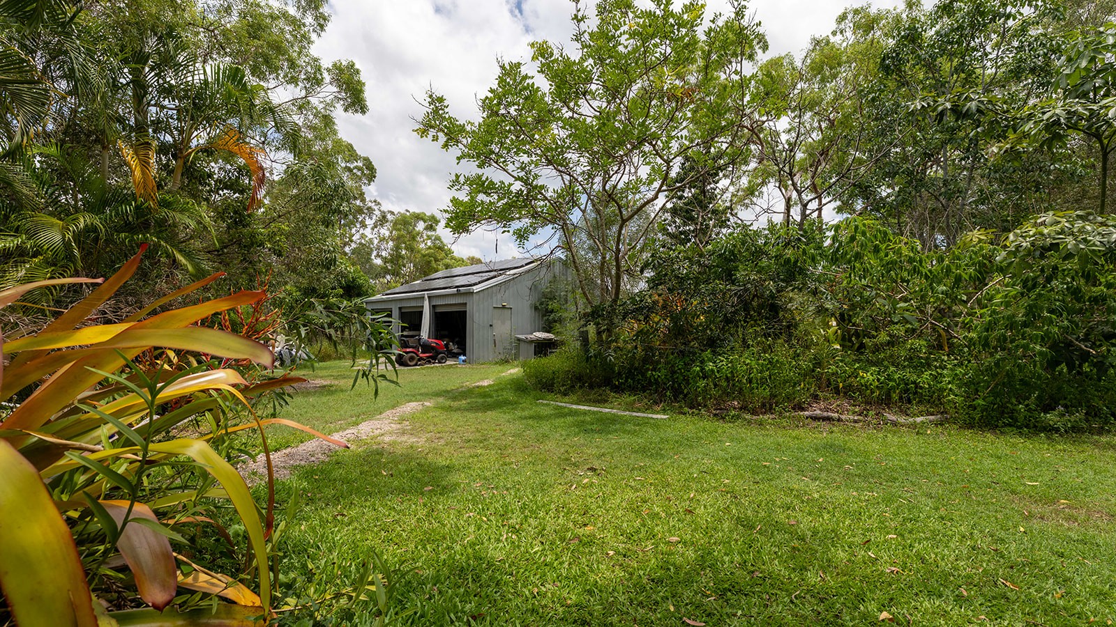 601 Murphy Road, Captain Creek, QLD 4677