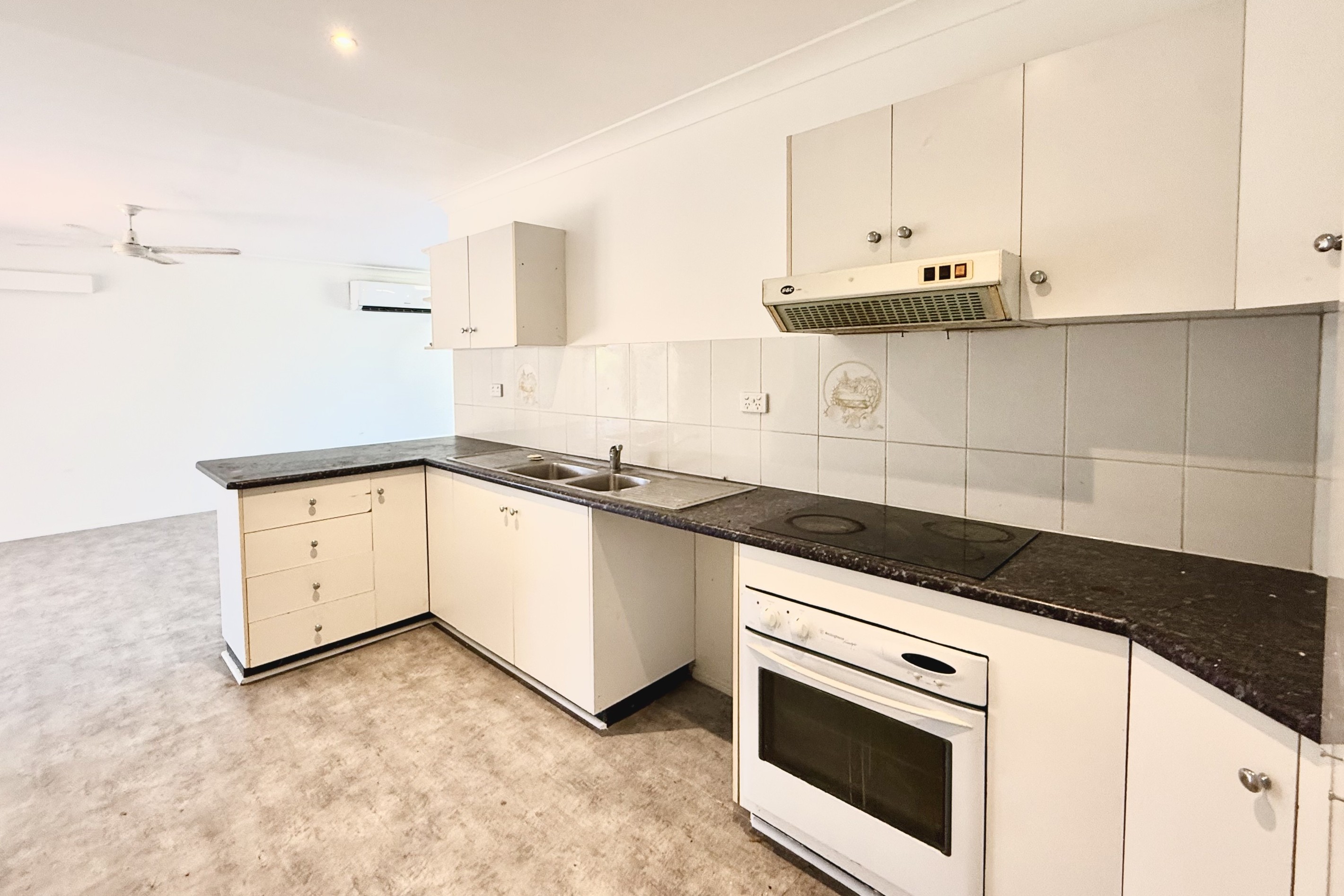 45 Glenrock Drive, Rasmussen, QLD 4815