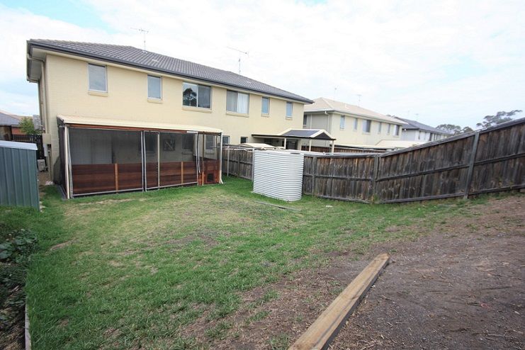 11 Bandara Circuit, Spring Farm, NSW 2570