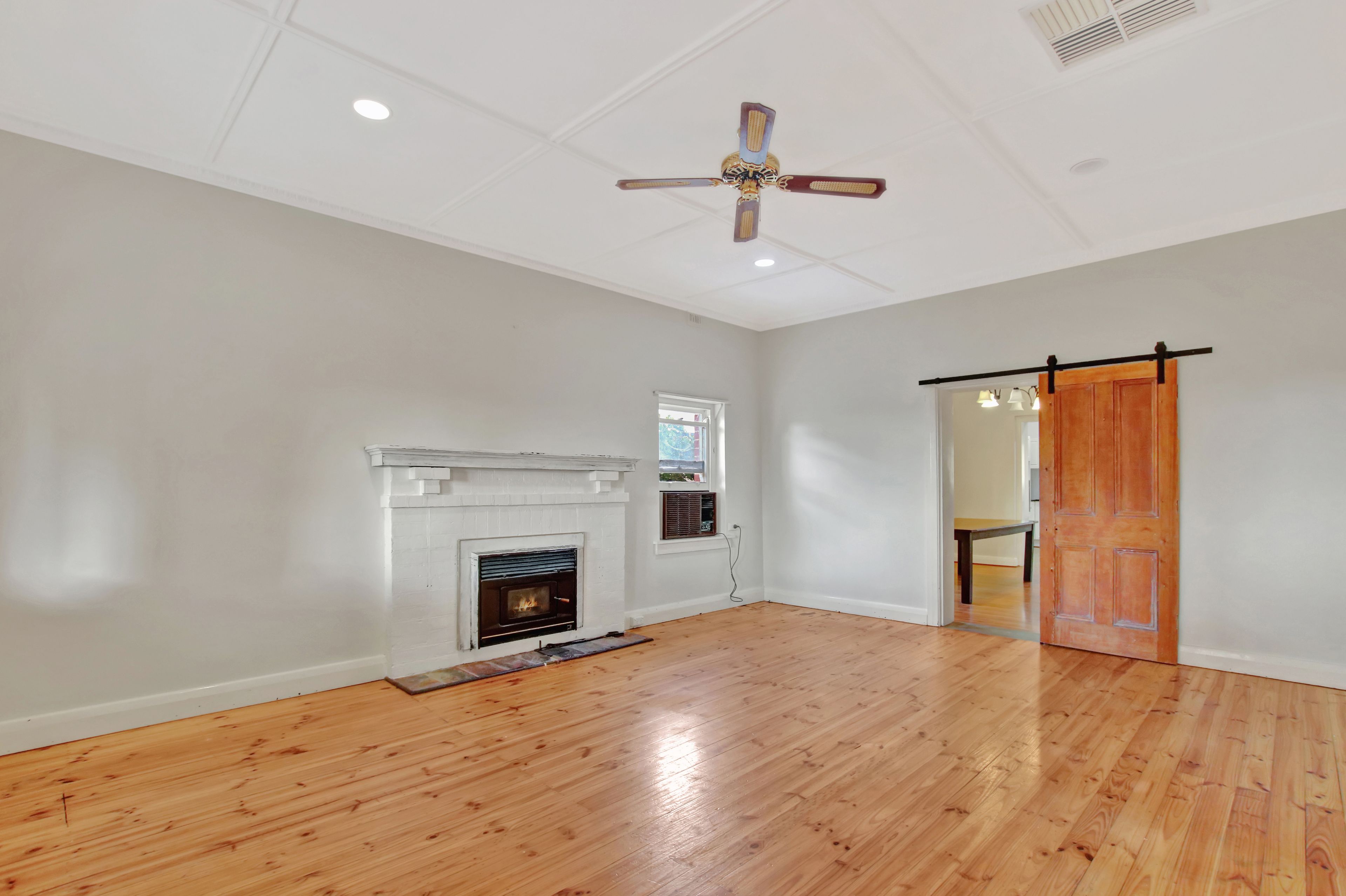 15 Thompson Street — photo 11 of 23