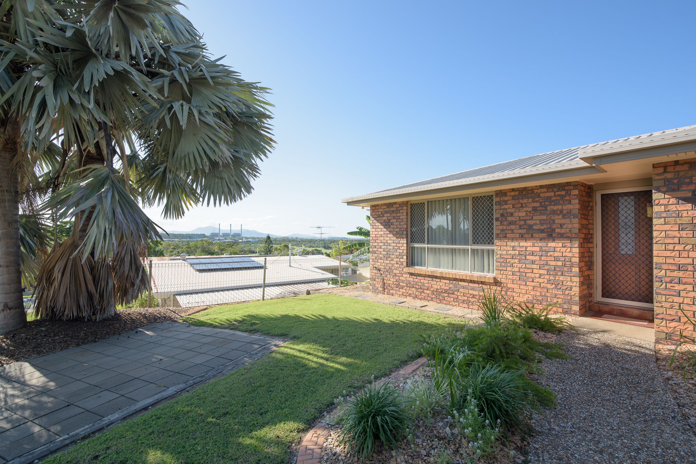 8 Berringar Lane, West Gladstone, QLD 4680