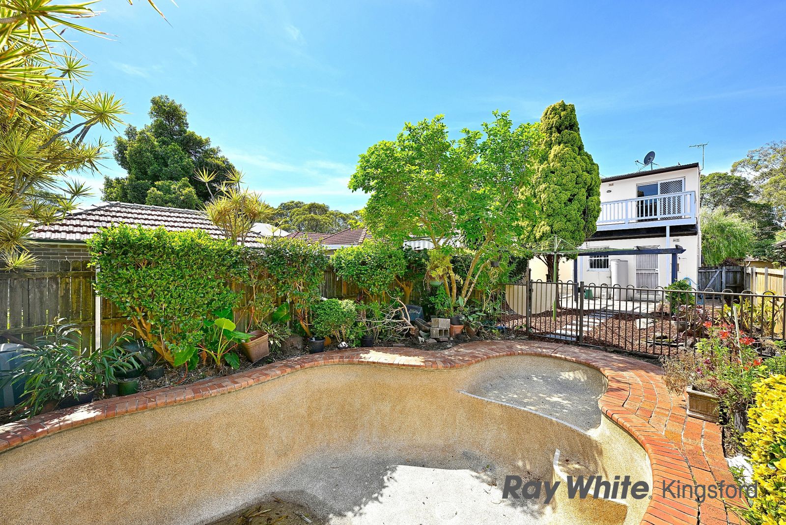 17 Astrolabe Road — photo 8 of 15