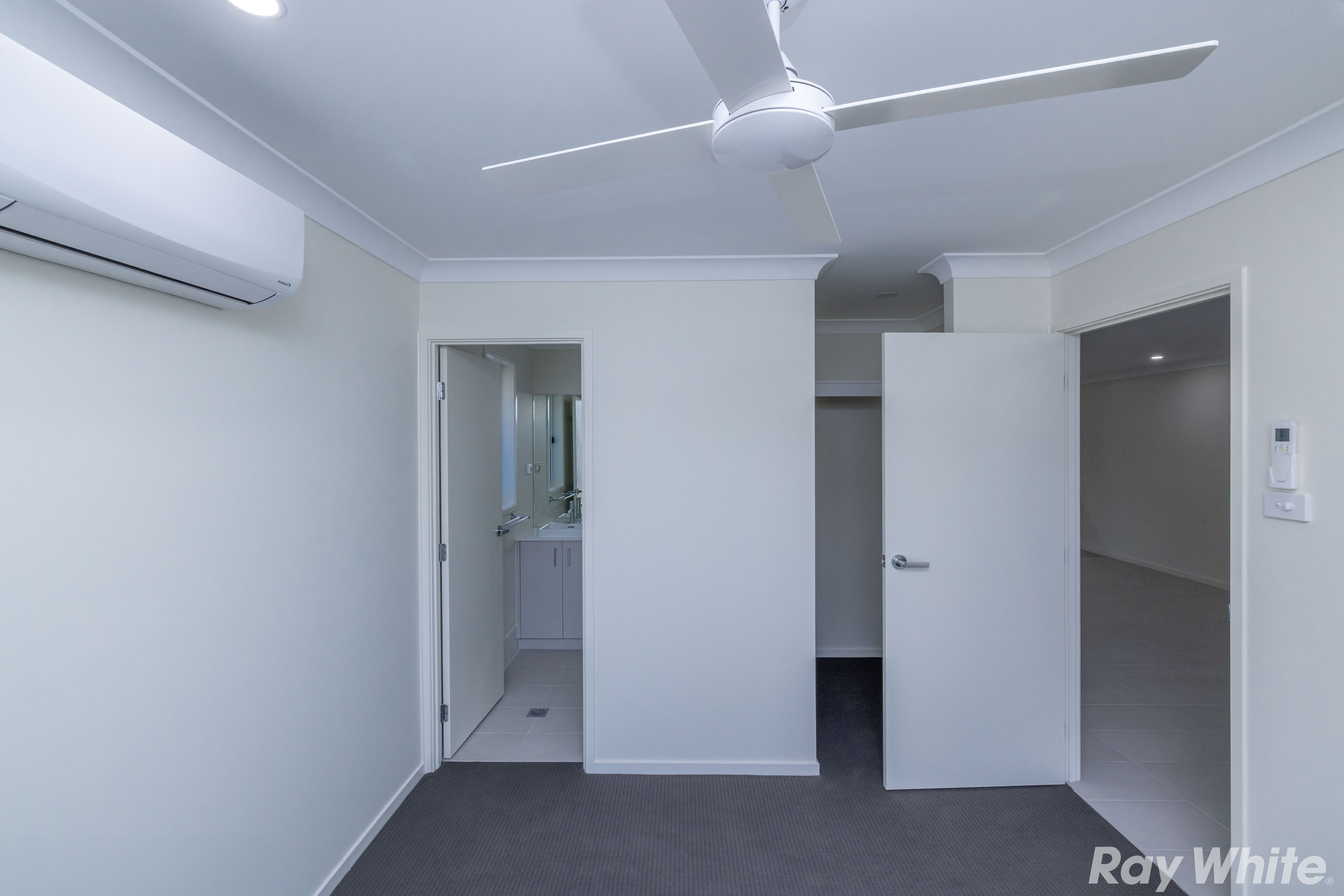 1/46 Iluka Boulevard — photo 5 of 14