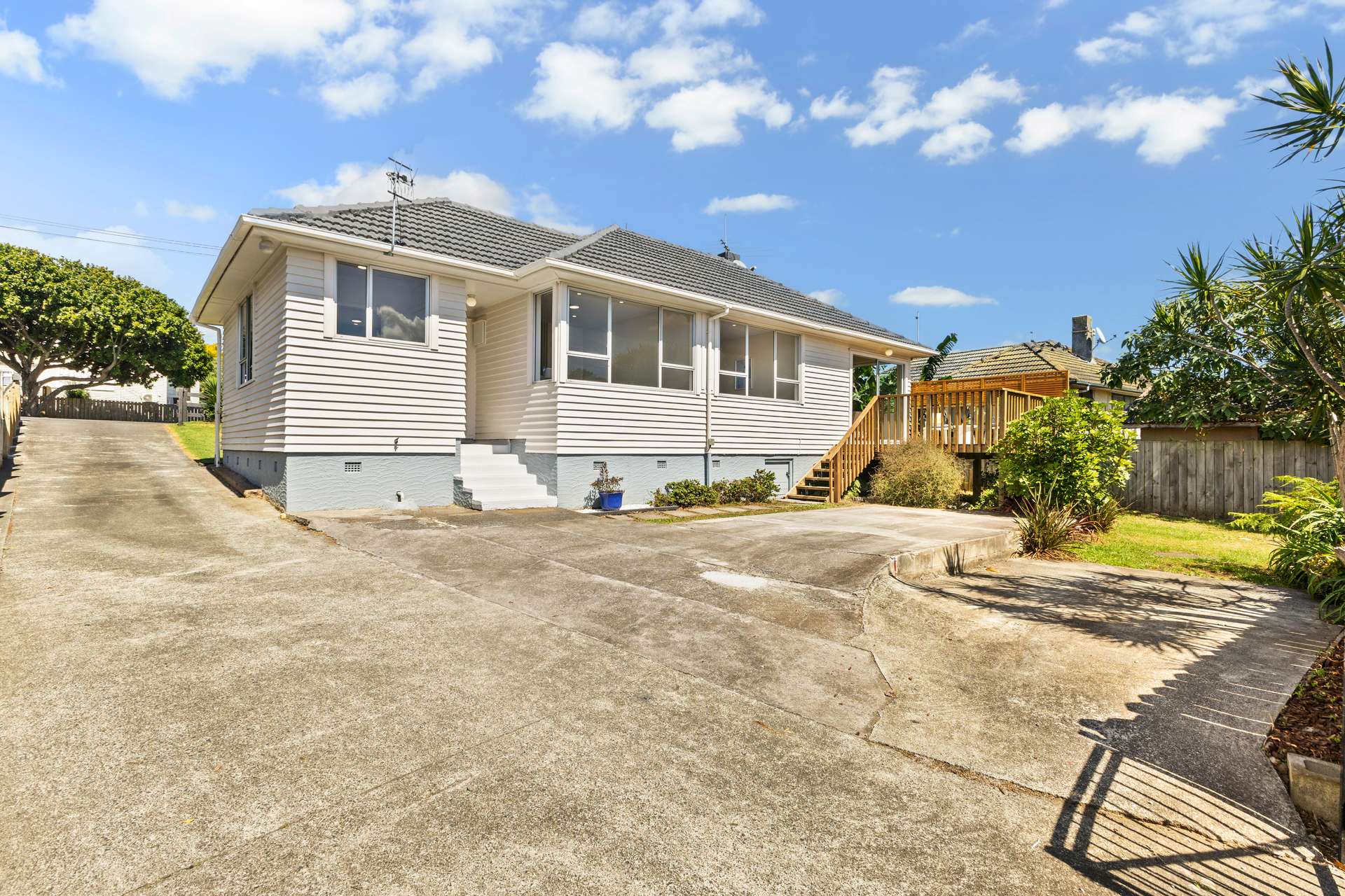 5 Coates Crescent photo 10