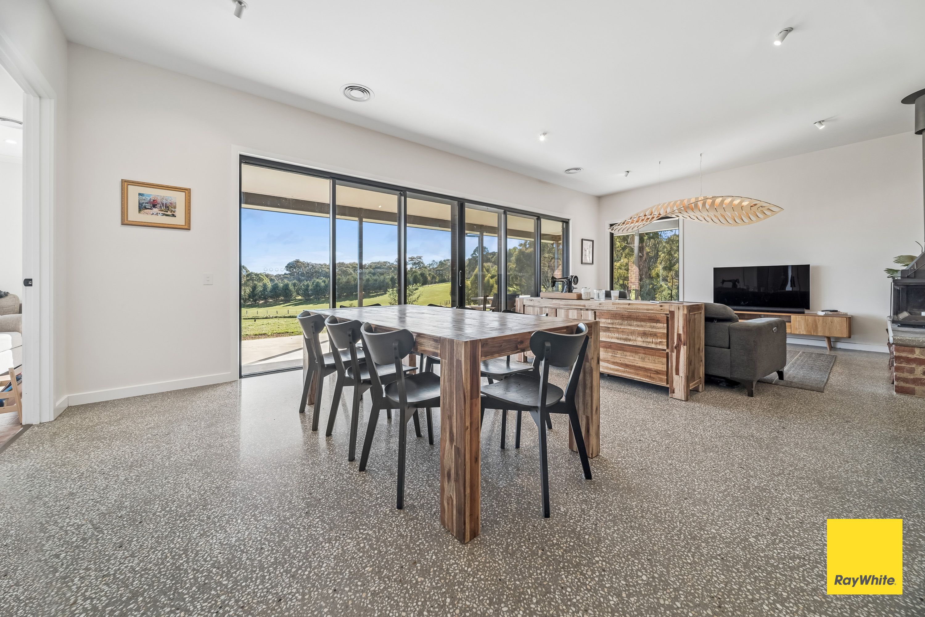 63 Specimen Gully Road — photo 11 of 30