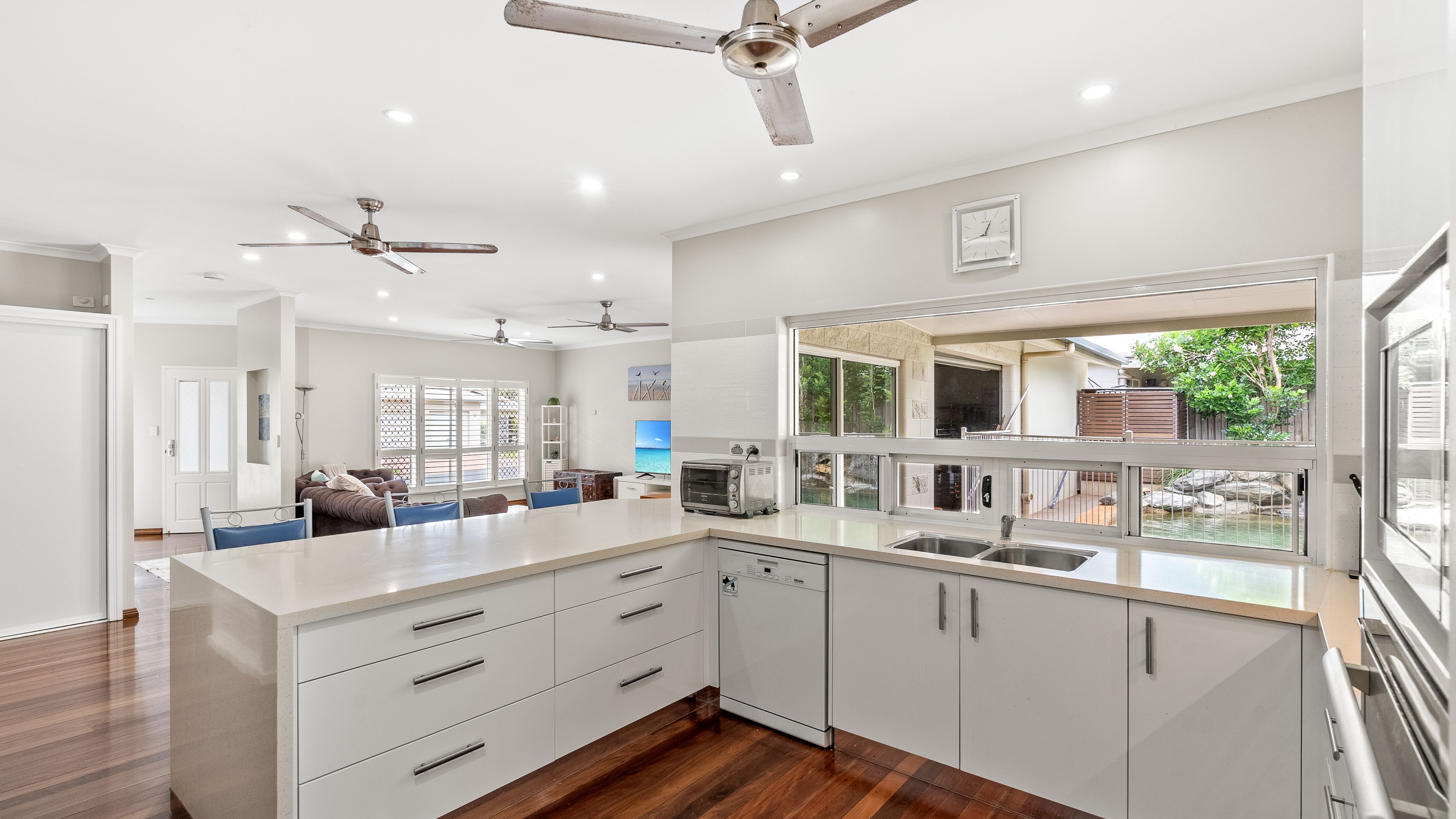 13 Rosewood Close, Redlynch, QLD 4870