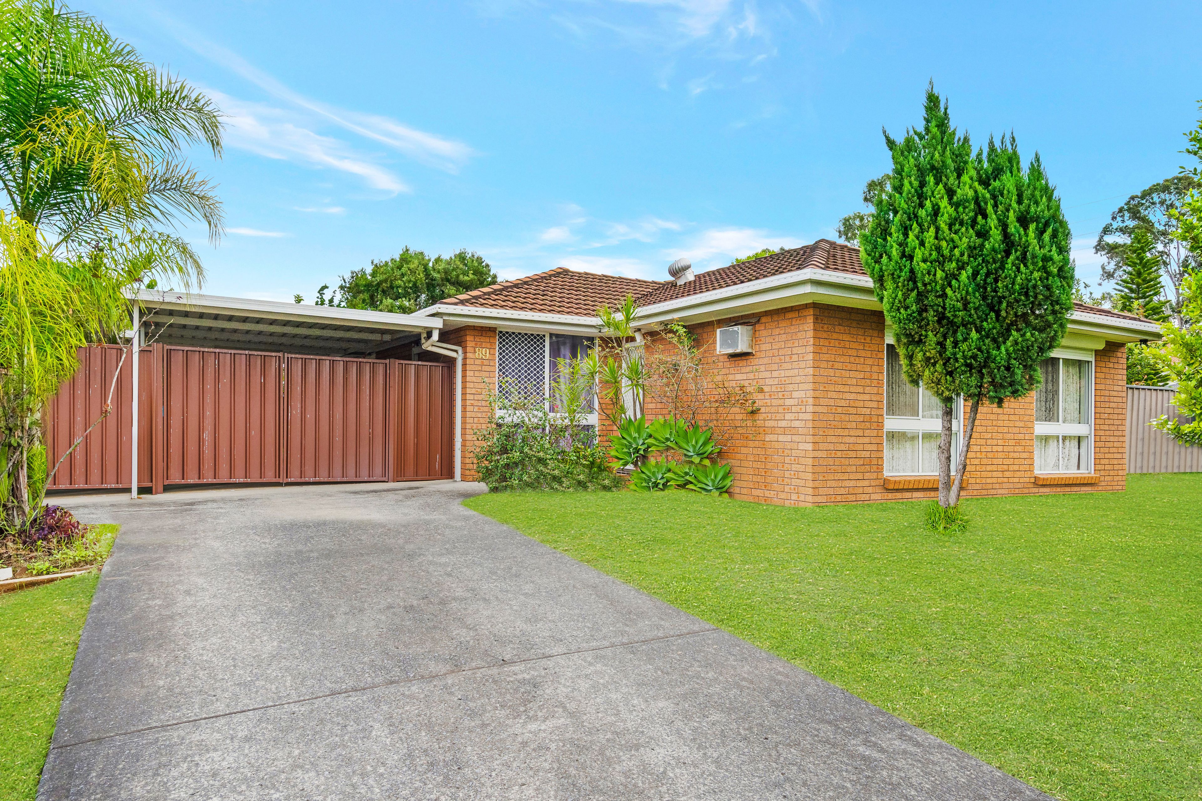 89 Cockatiel Circuit, Green Valley, NSW 2168