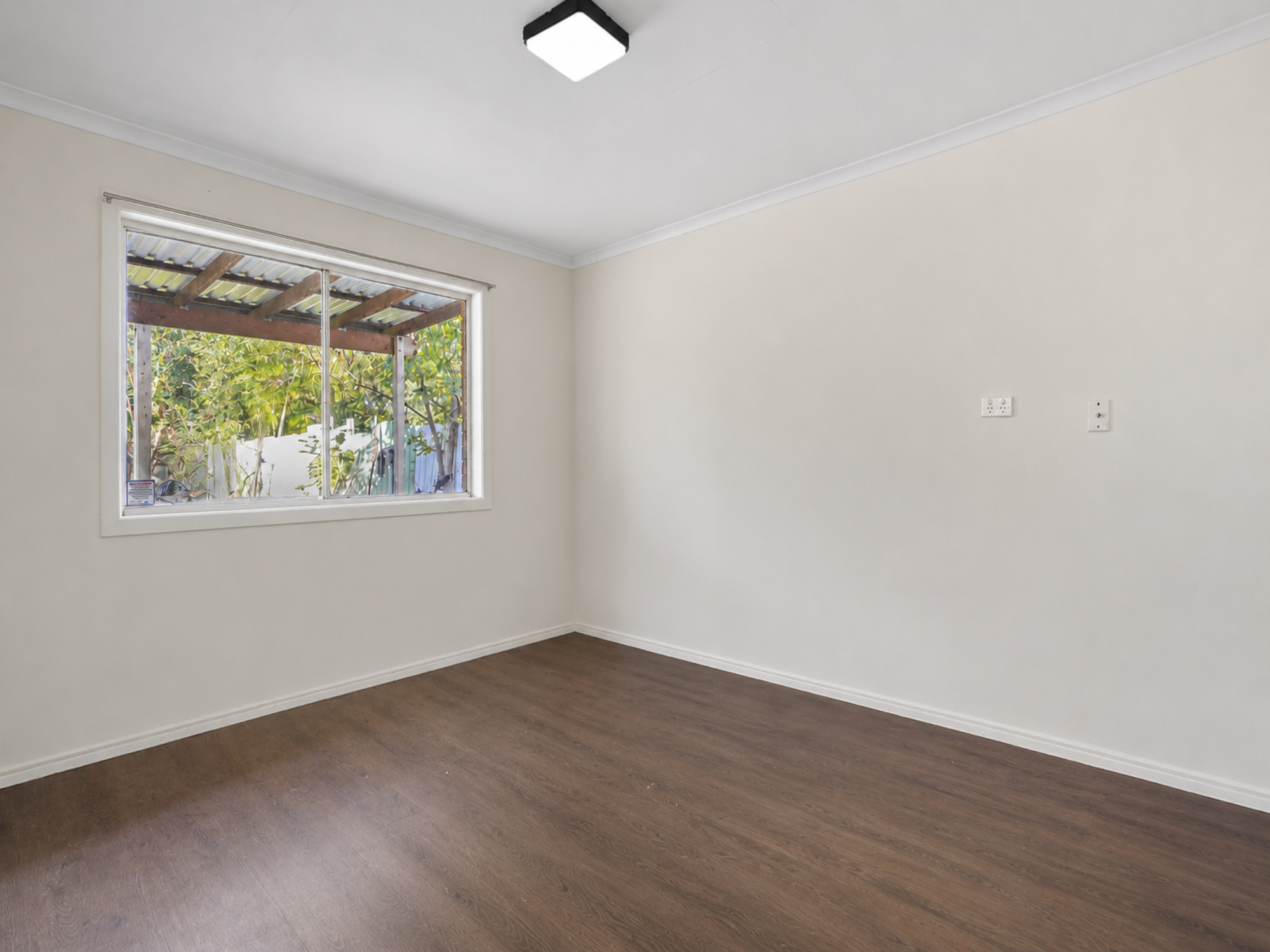 338 Kingston Road — photo 12 of 17