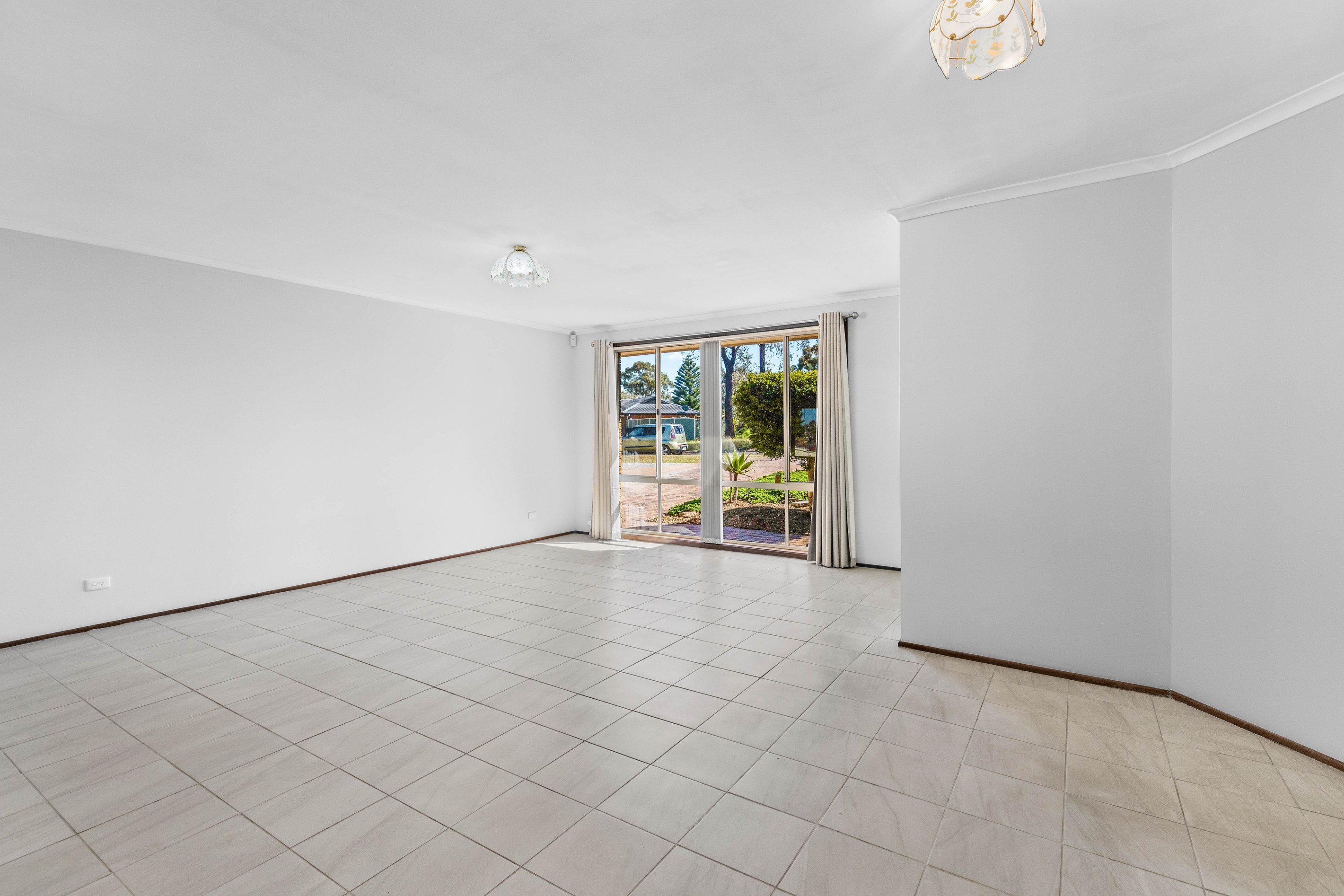 19 Alabaster Place, Eagle Vale, NSW 2558