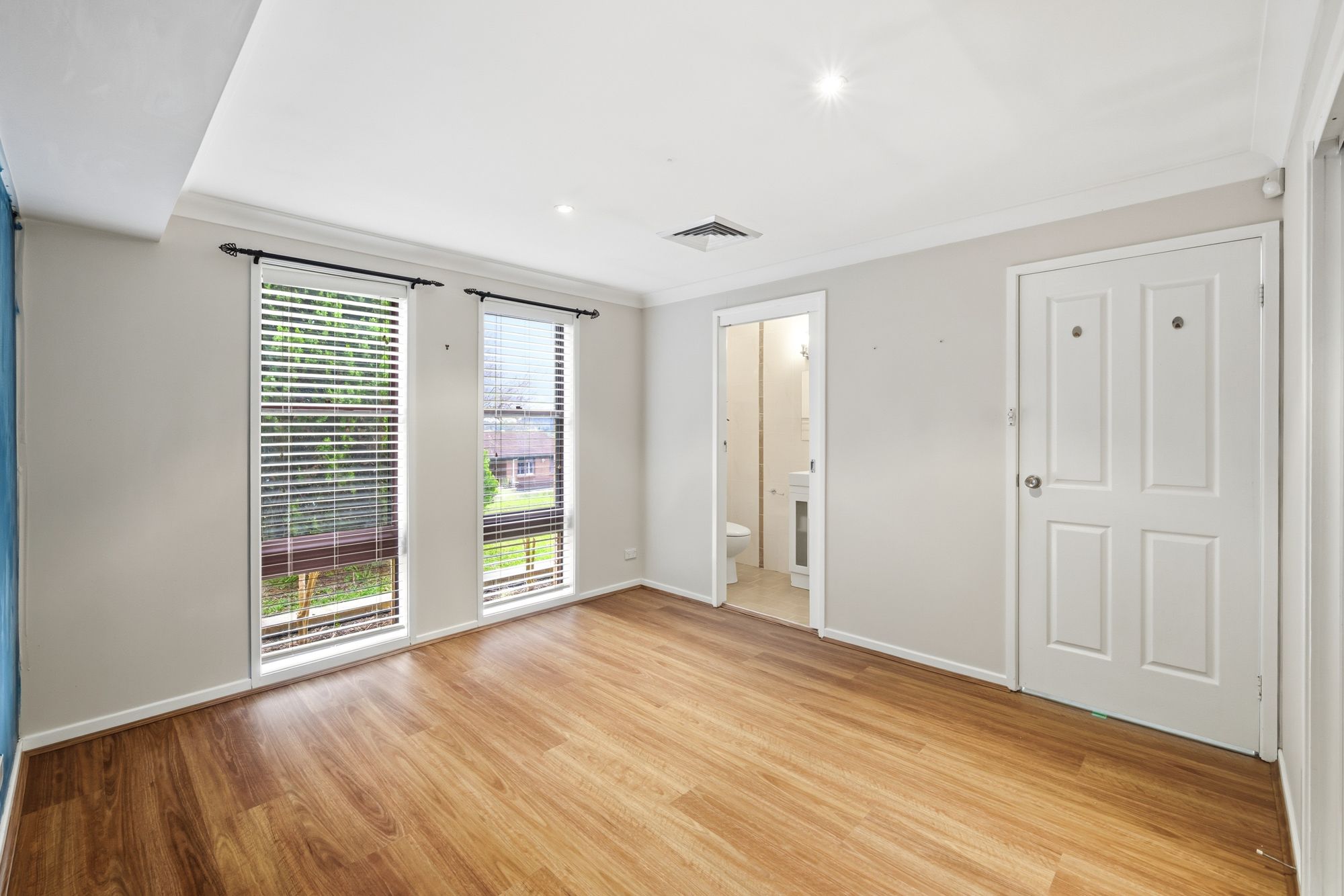 26 Clarissa Place — photo 6 of 15