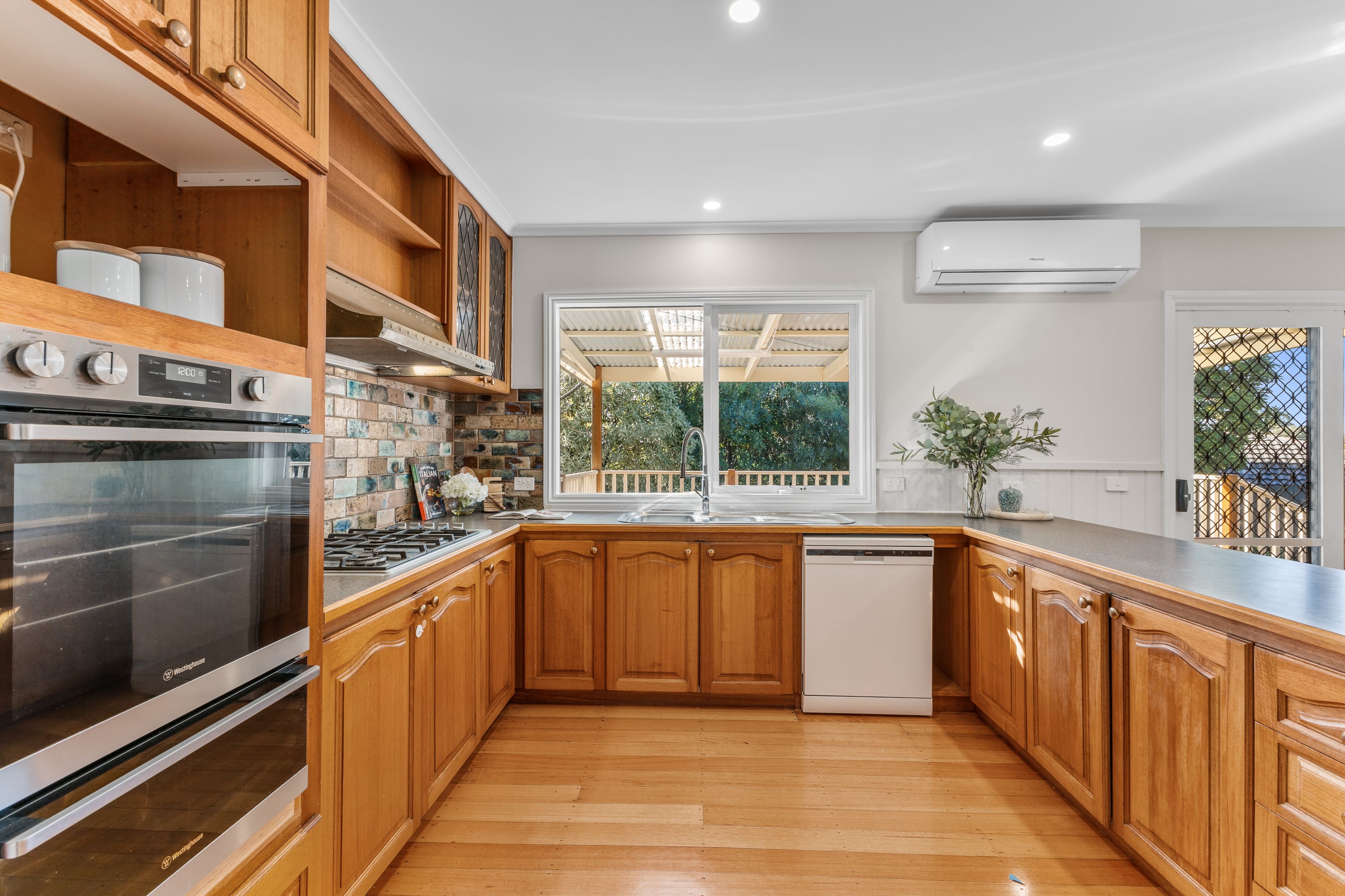 6 Annette Court — photo 6 of 27