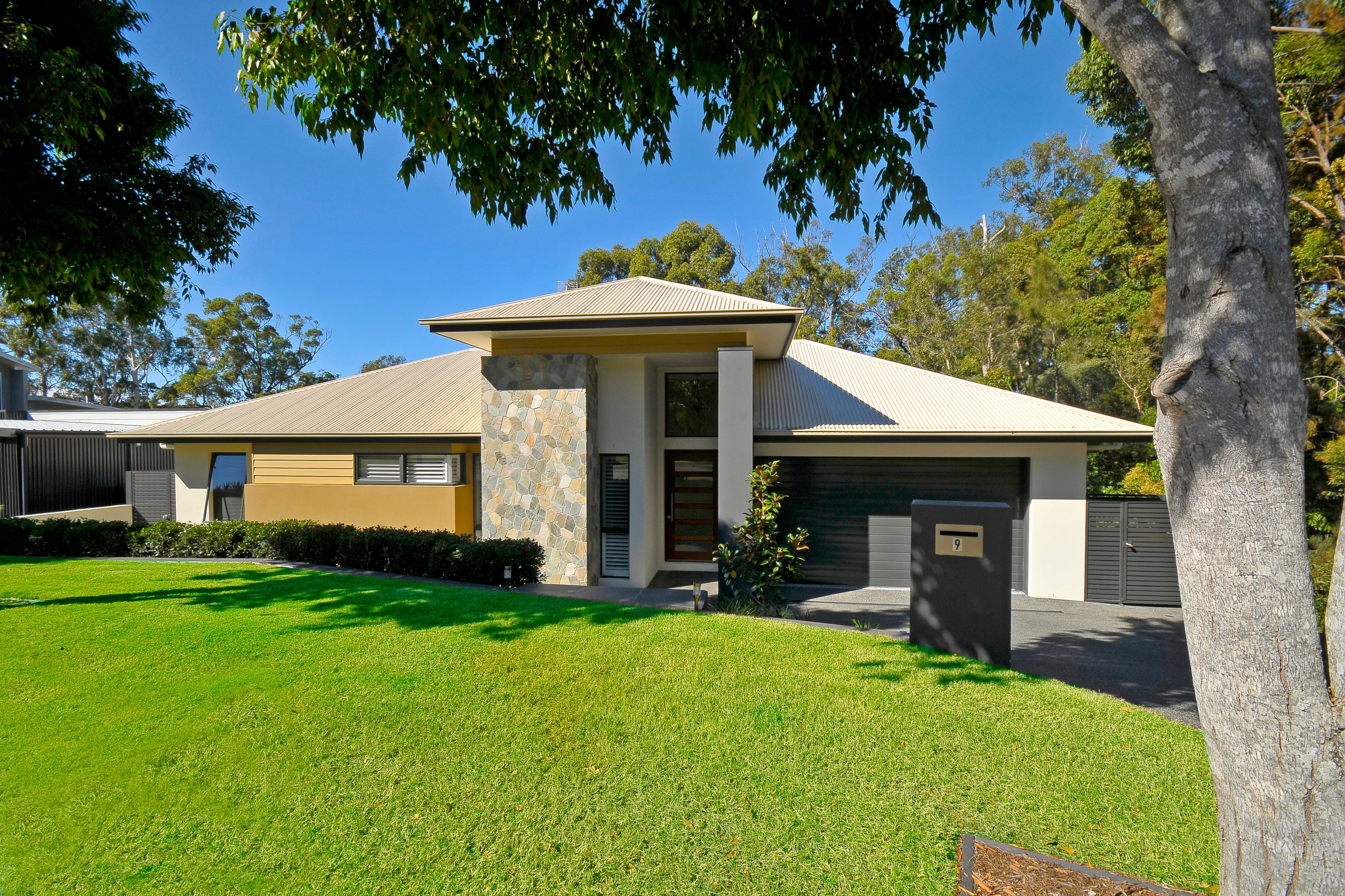 9 Andromeda Parade, Robina QLD 4226