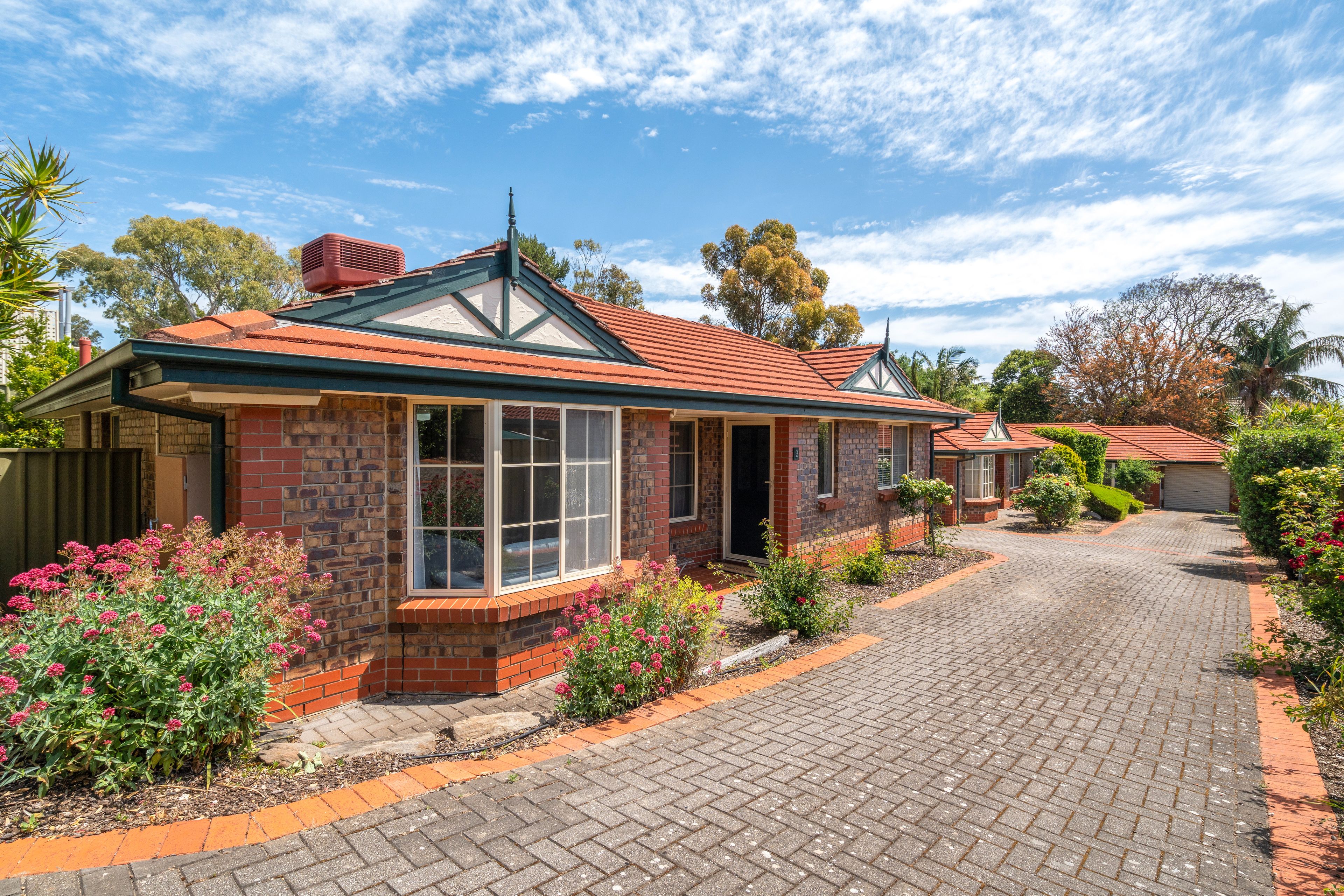 2/4 Gilbertson Road, Seacliff Park, SA 5049 Sold Unit Ray White