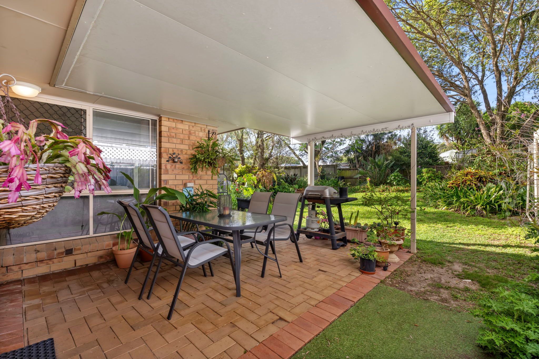 23 Cedar Street, Cannon Hill, QLD 4170