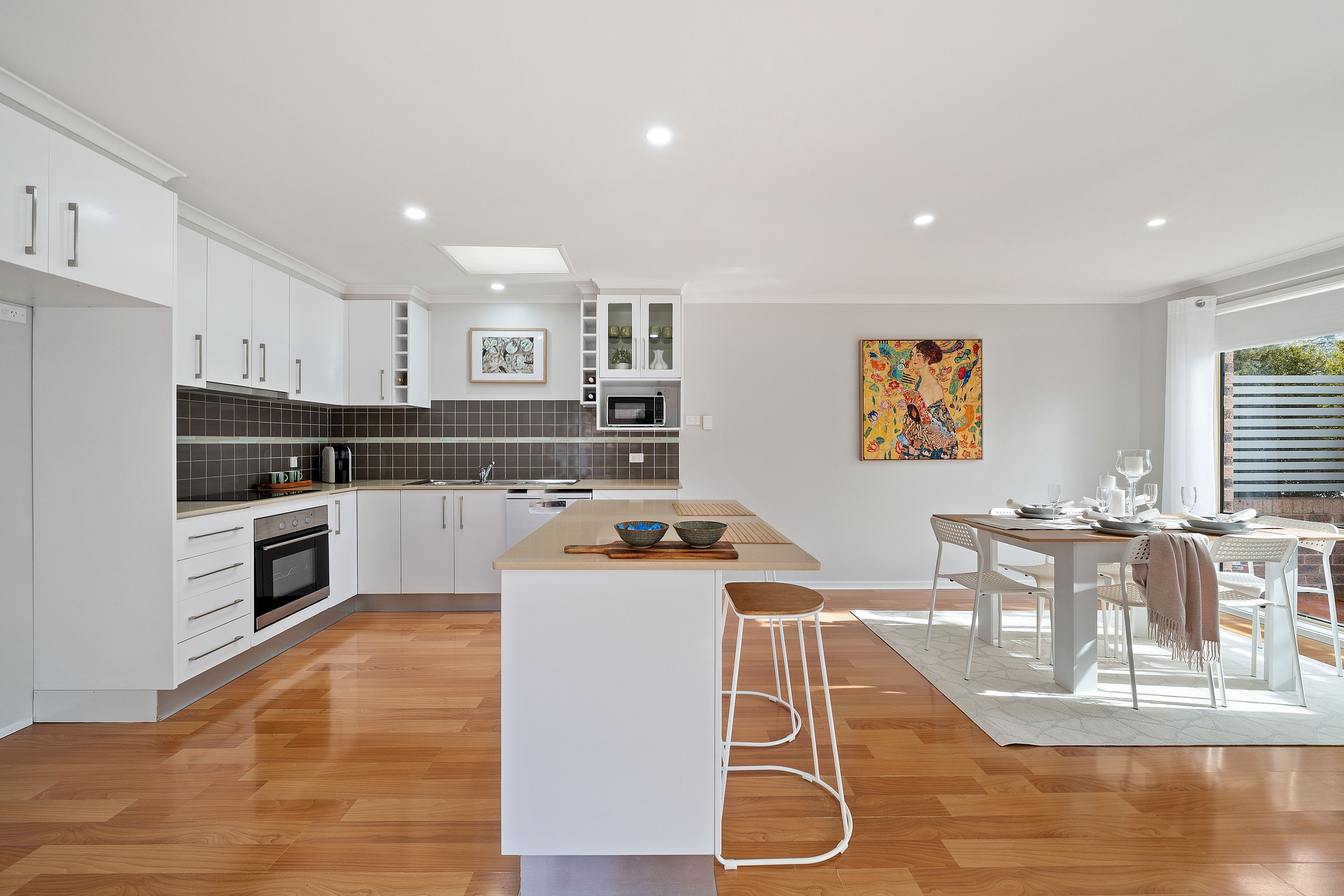 16 Wilhelmi Crescent — photo 9 of 30