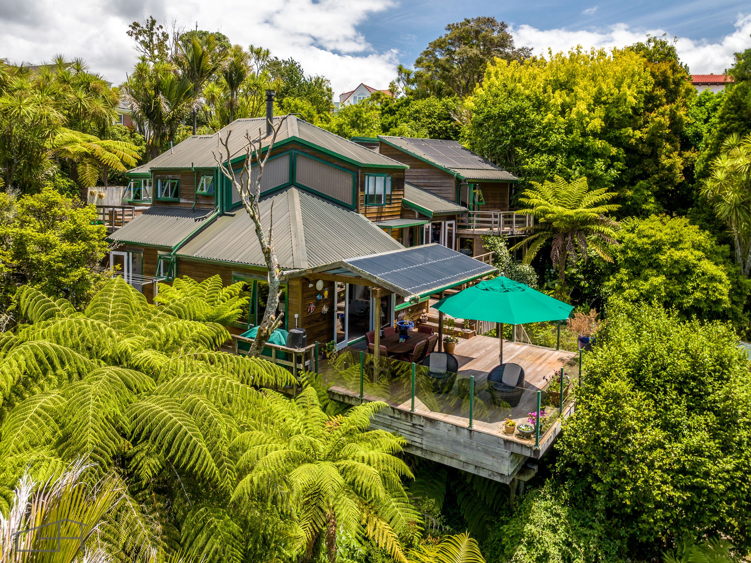 530 South Titirangi Road, Titirangi, Waitakere City