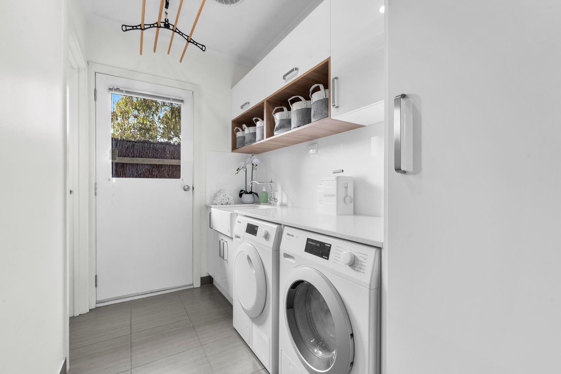10 Flora Lane — photo 13 of 19