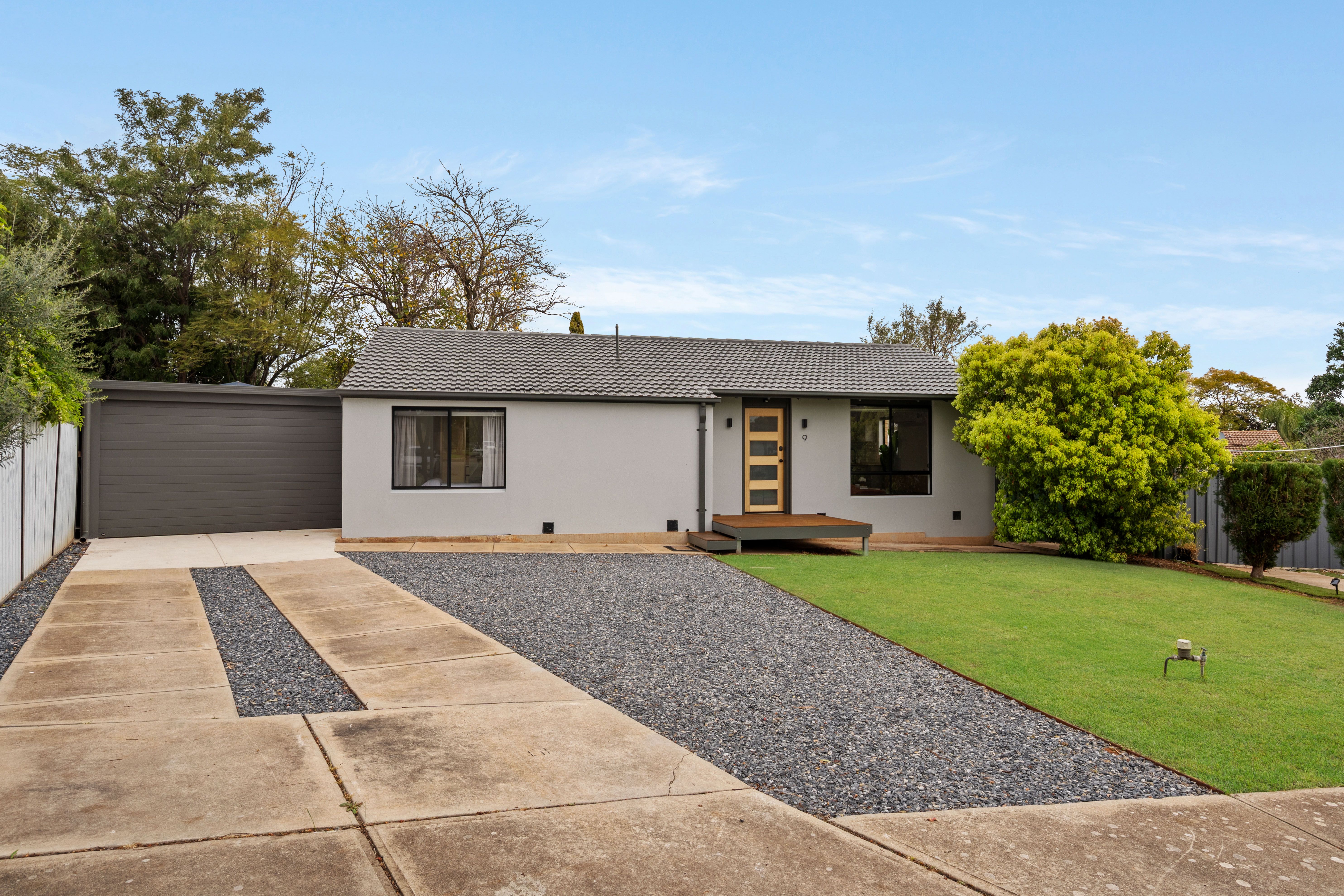 9 Andrew Avenue, Salisbury East, SA 5109