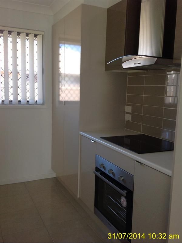 2 DENMAN Drive, Bundamba, QLD 4304