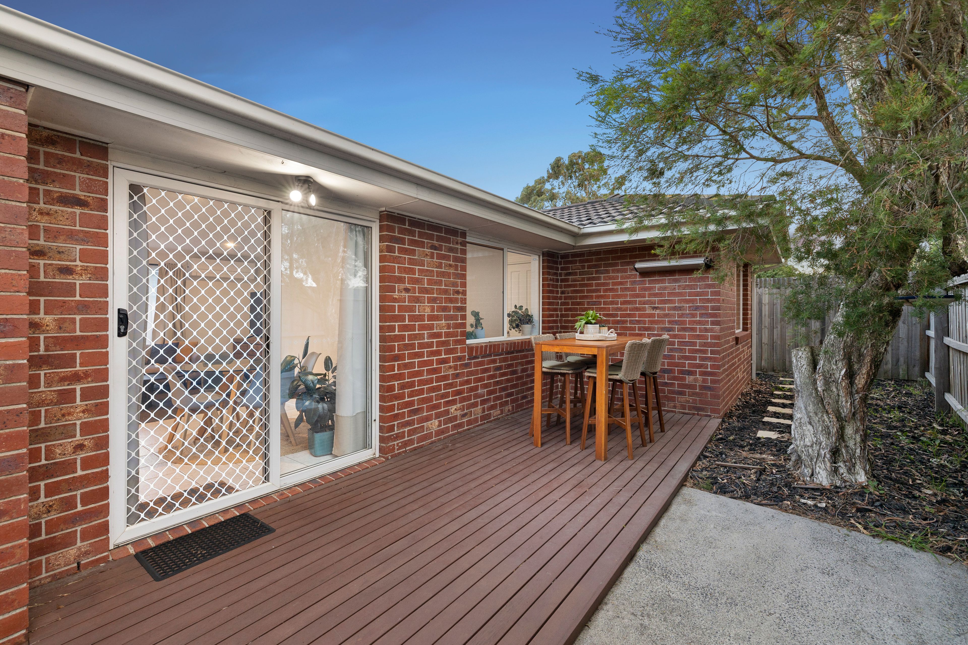 2/92 Mountain Gate Drive, Ferntree Gully, VIC 3156