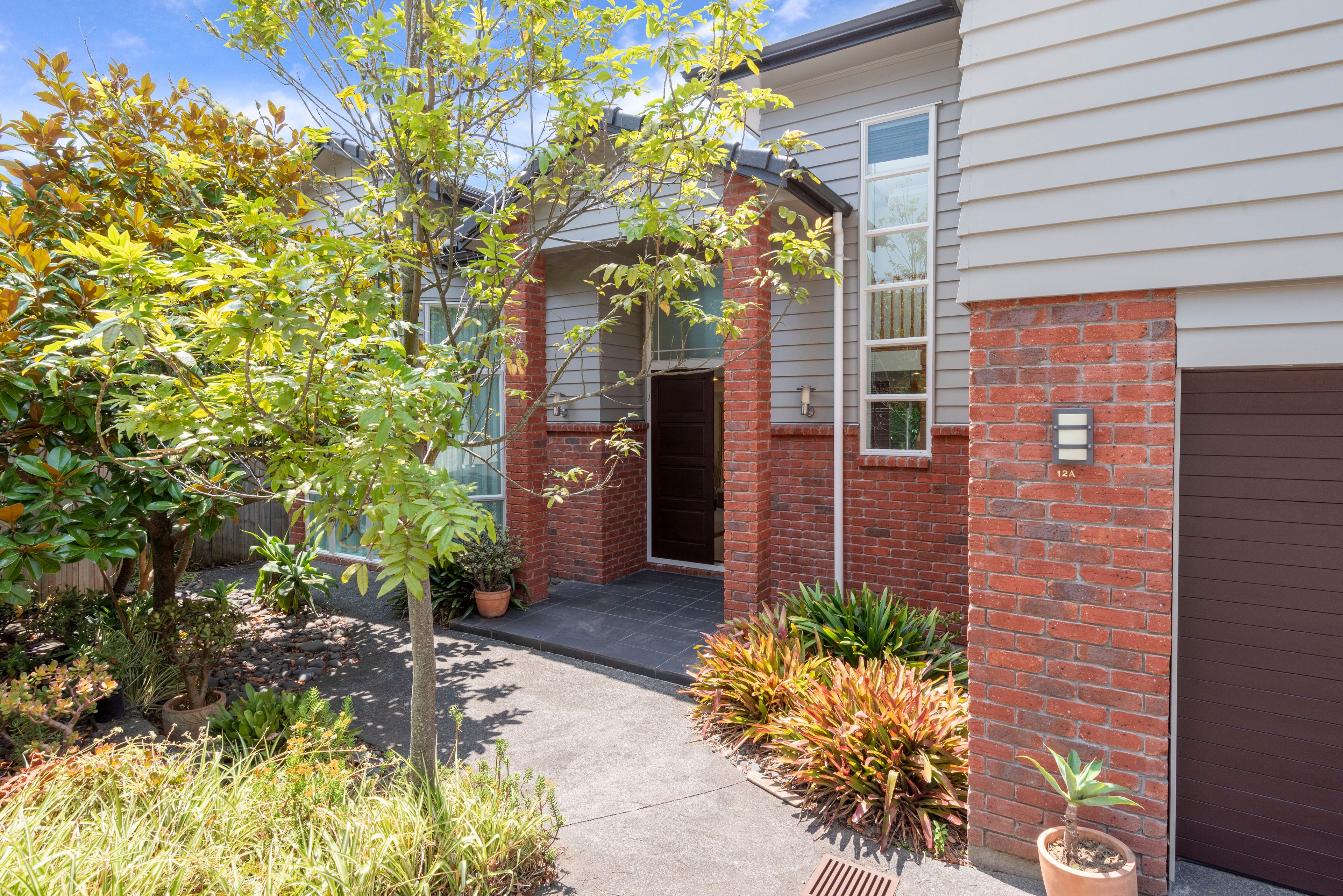 12a Castleton Drive, Mellons Bay, Manukau City