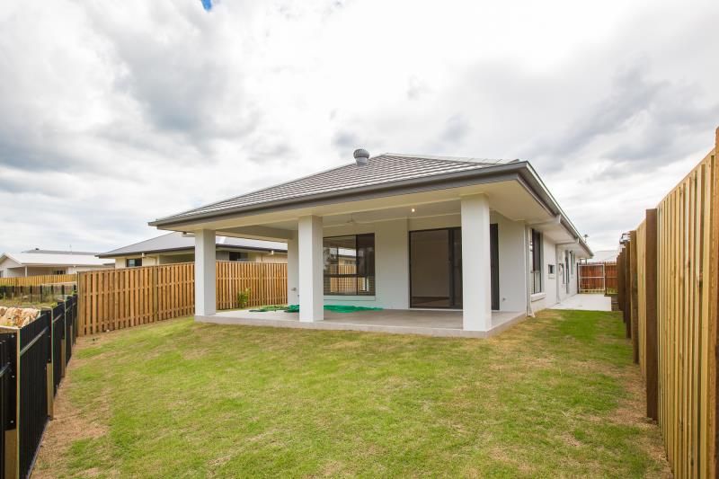 85 Lindeman Circuit, Pimpama, QLD 4209