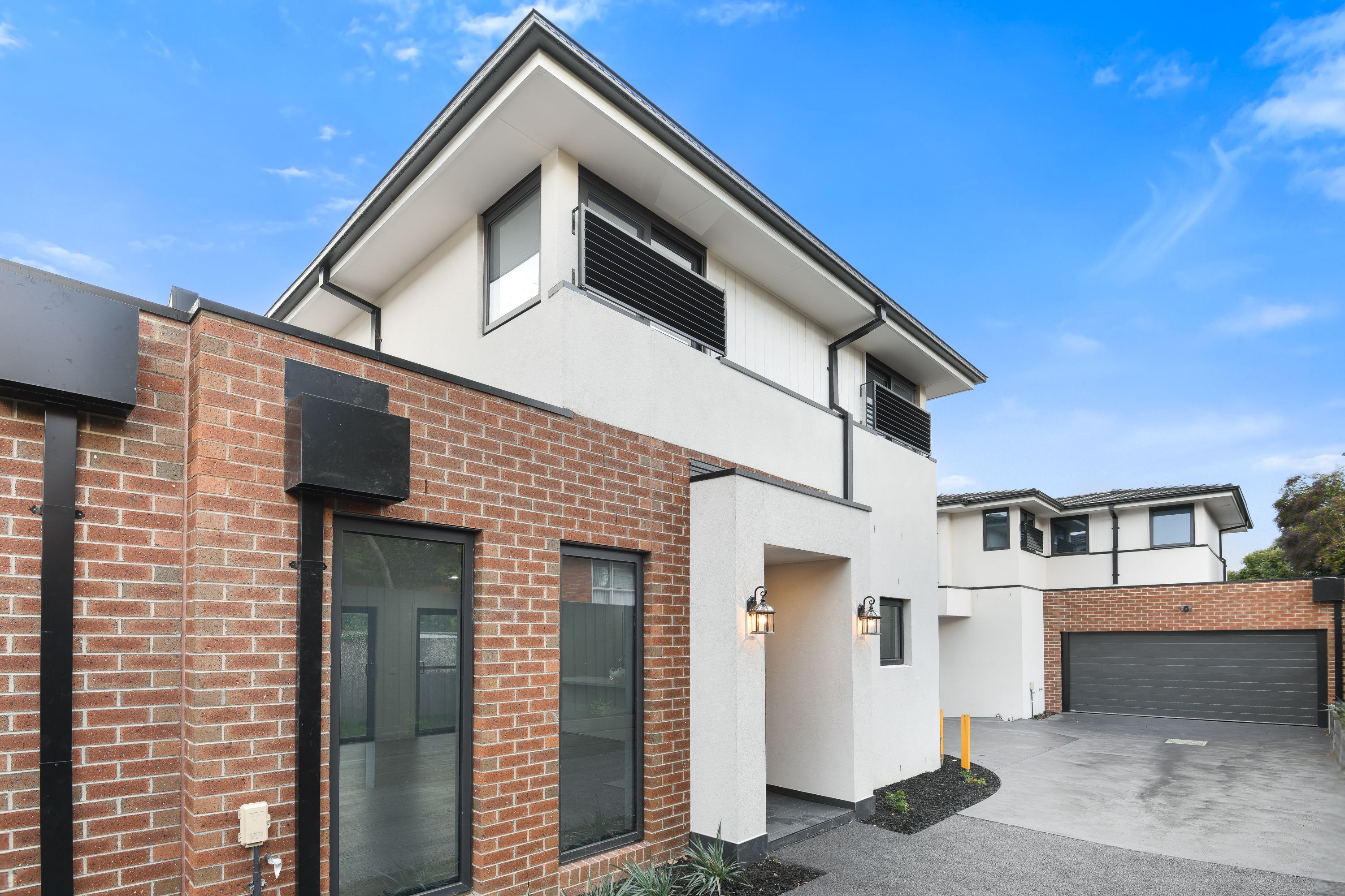 9 Woodhouse Grove, Box Hill North VIC 3129