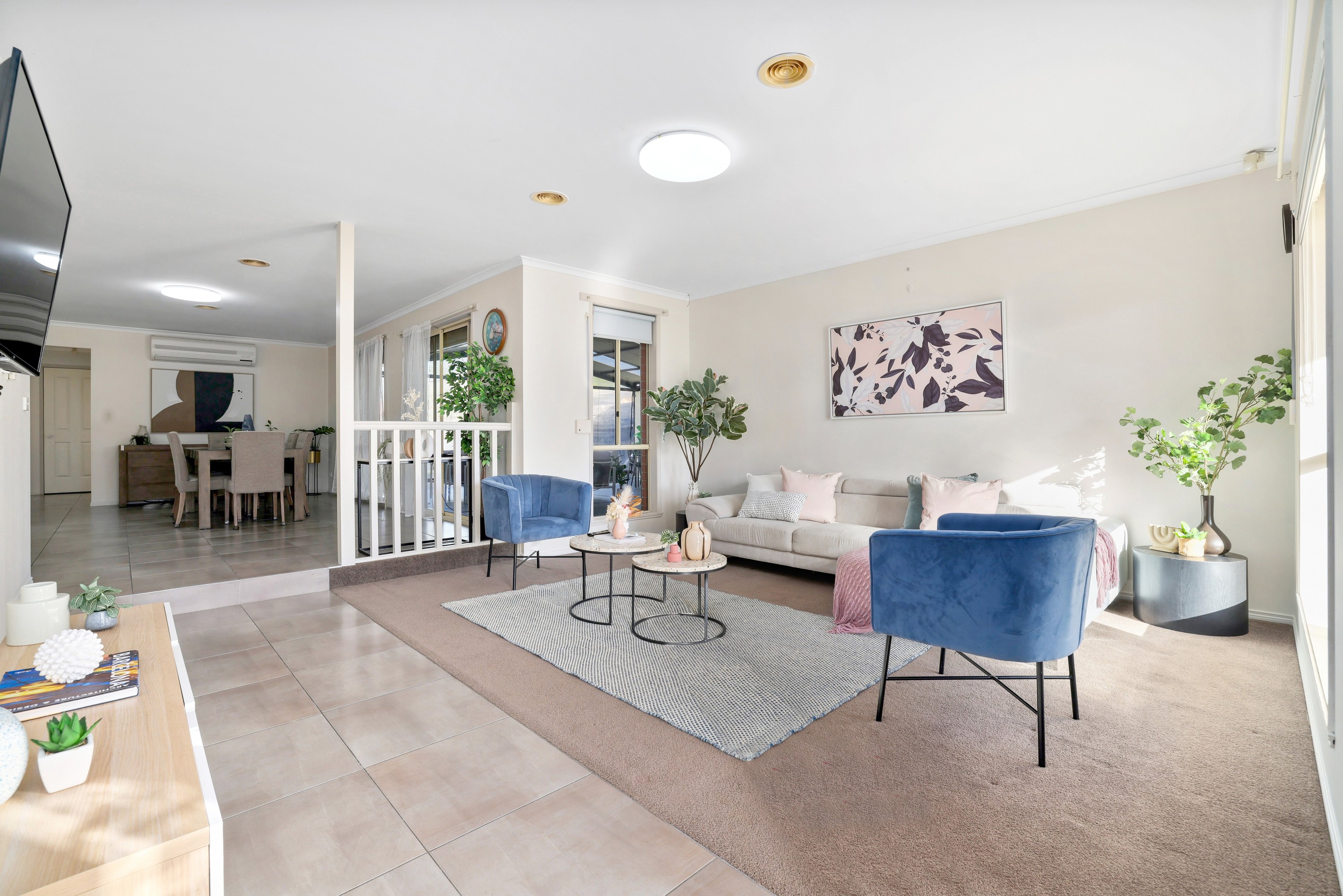8 Ironbark Close, Hampton Park, VIC 3976