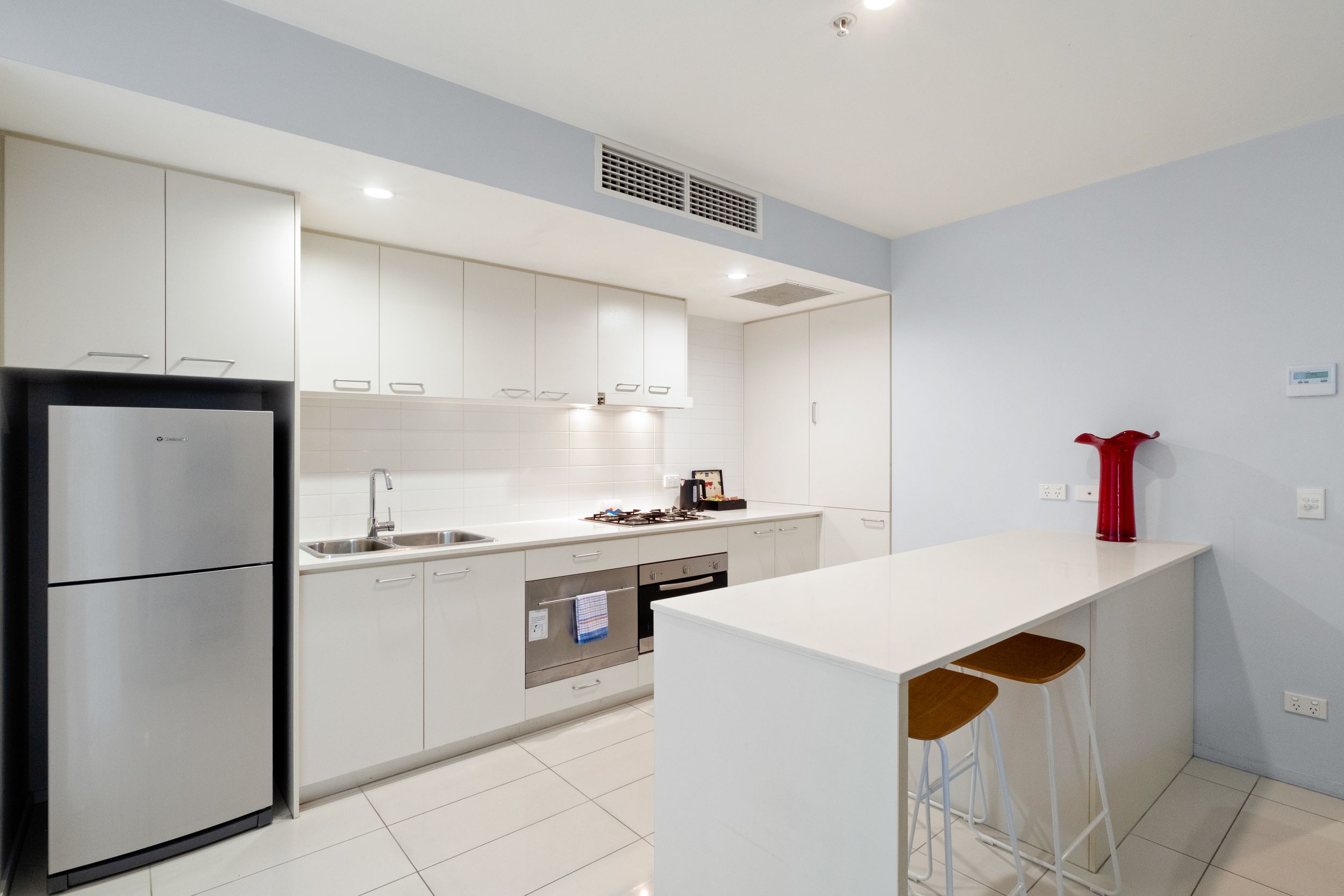1101/127 Charlotte Street — photo 4 of 18