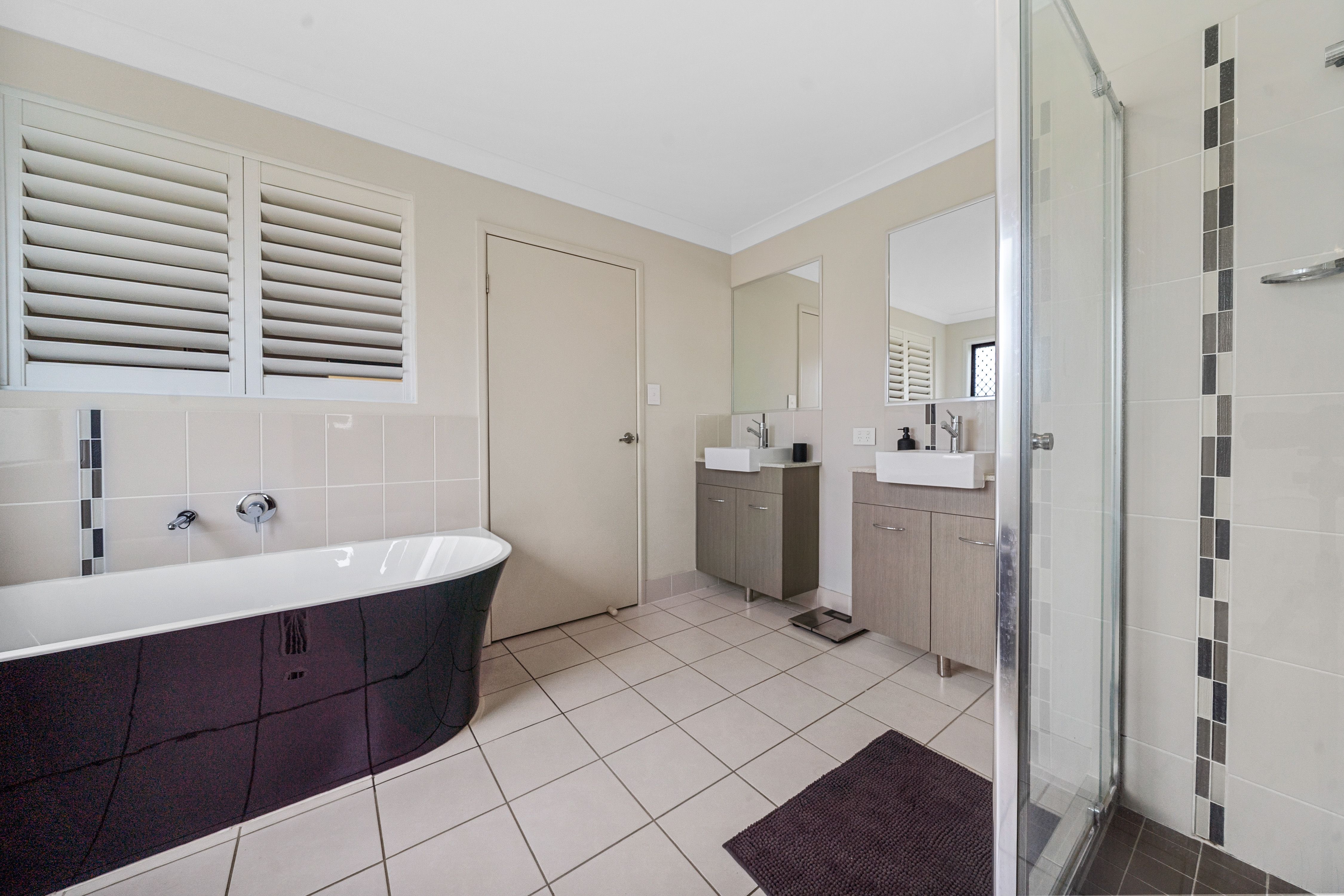 59-61 Panitz Drive — photo 12 of 29