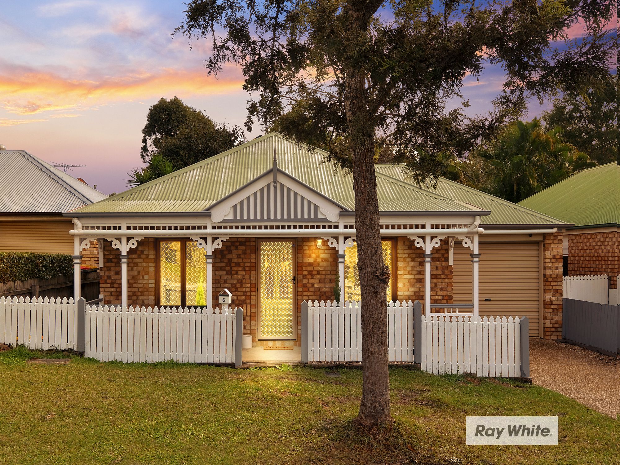6 Sherringham Close, Forest Lake QLD 4078